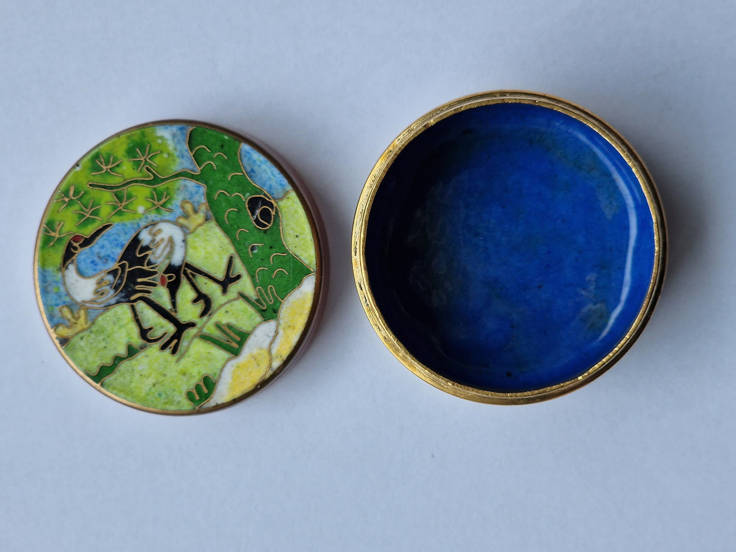 A delightful antique Japansese cloisonné box, crane meiji blue linghzhi enamel