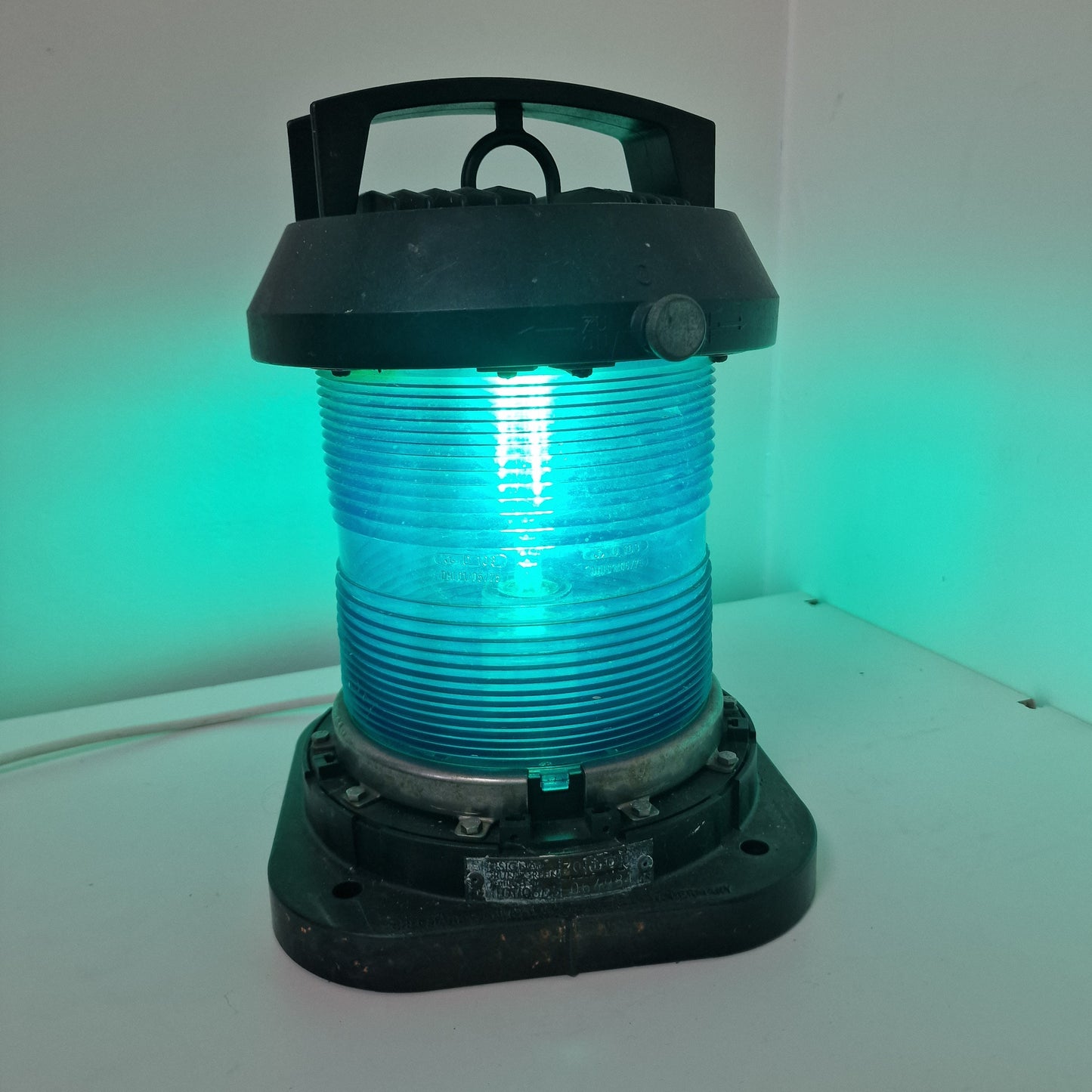 scheepslamp, nautisch origineel sein licht, authentiek scheeps signaal licht Rotterdam, stoere mancave
