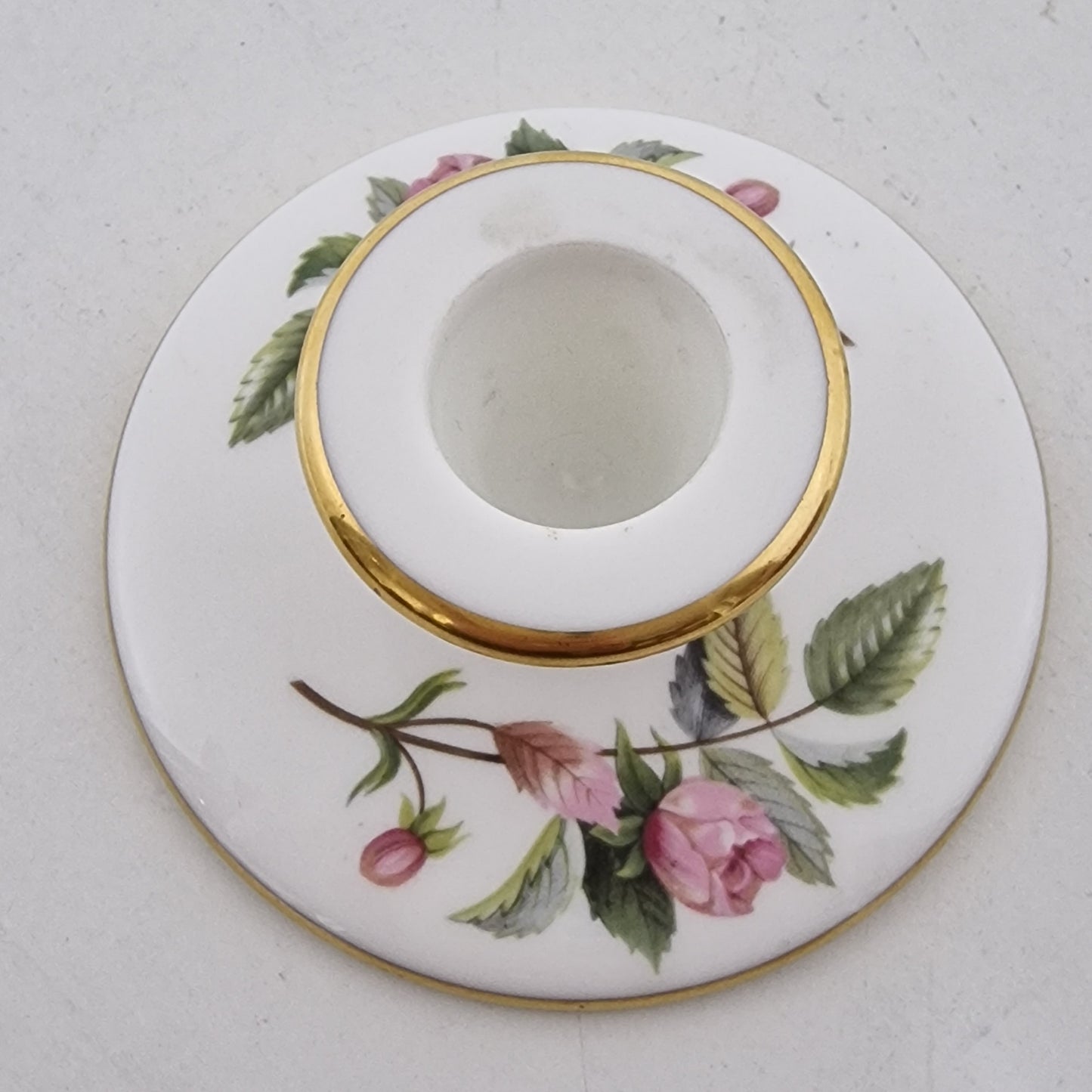 Wedgwood of Etrurian & Barlaston vazen, hathaway rose porcelain candlestick queens ware, antiek collector item