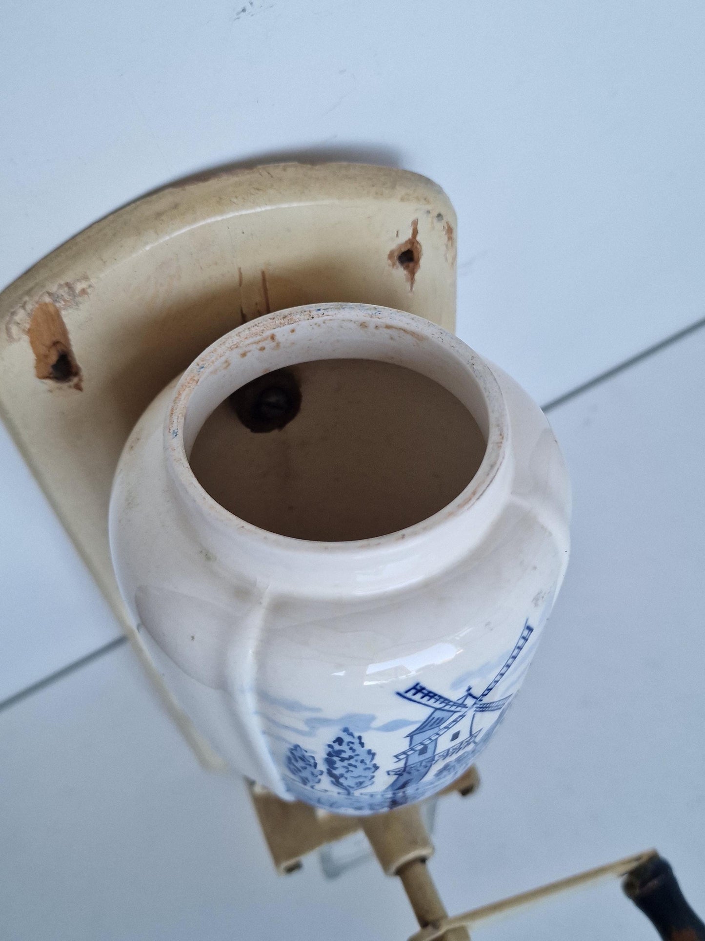 Delft Blue Dutch Coffee Grinder, Hand Crank Kitchenalia