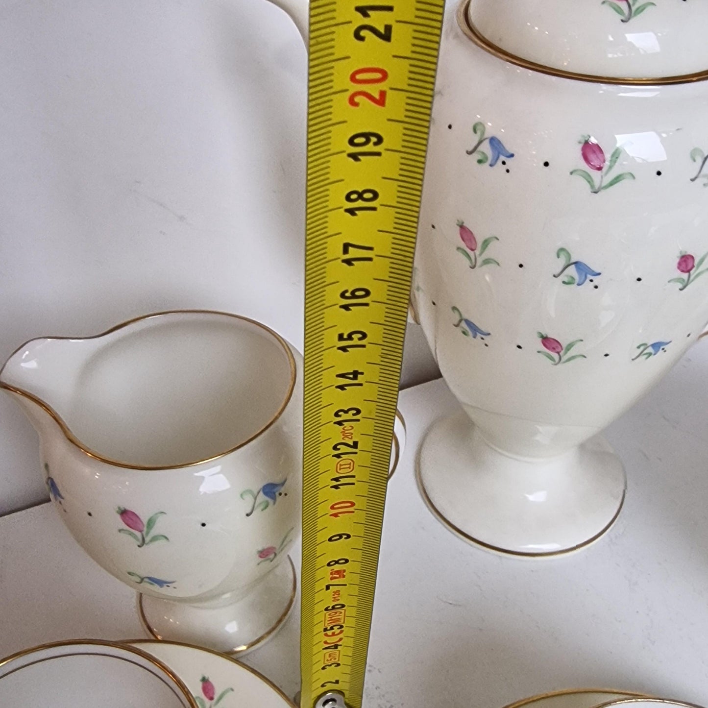 Antique Wedgwood Creamware Tea Set, Chinese Pattern, 6 Piece