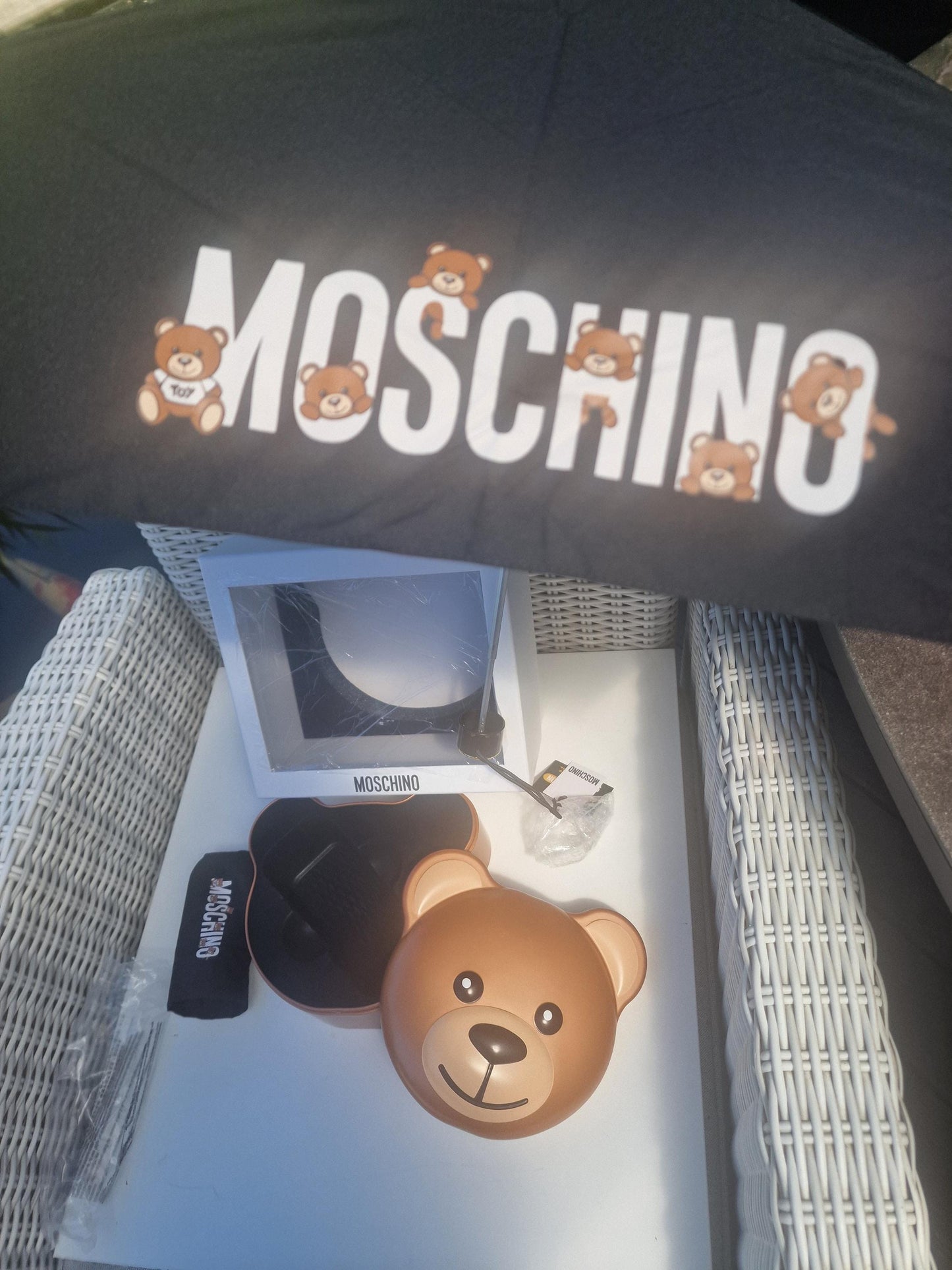 Moschino Teddy Bear Case Umbrella black, Limited Edition Red Umbrella, vintage unused