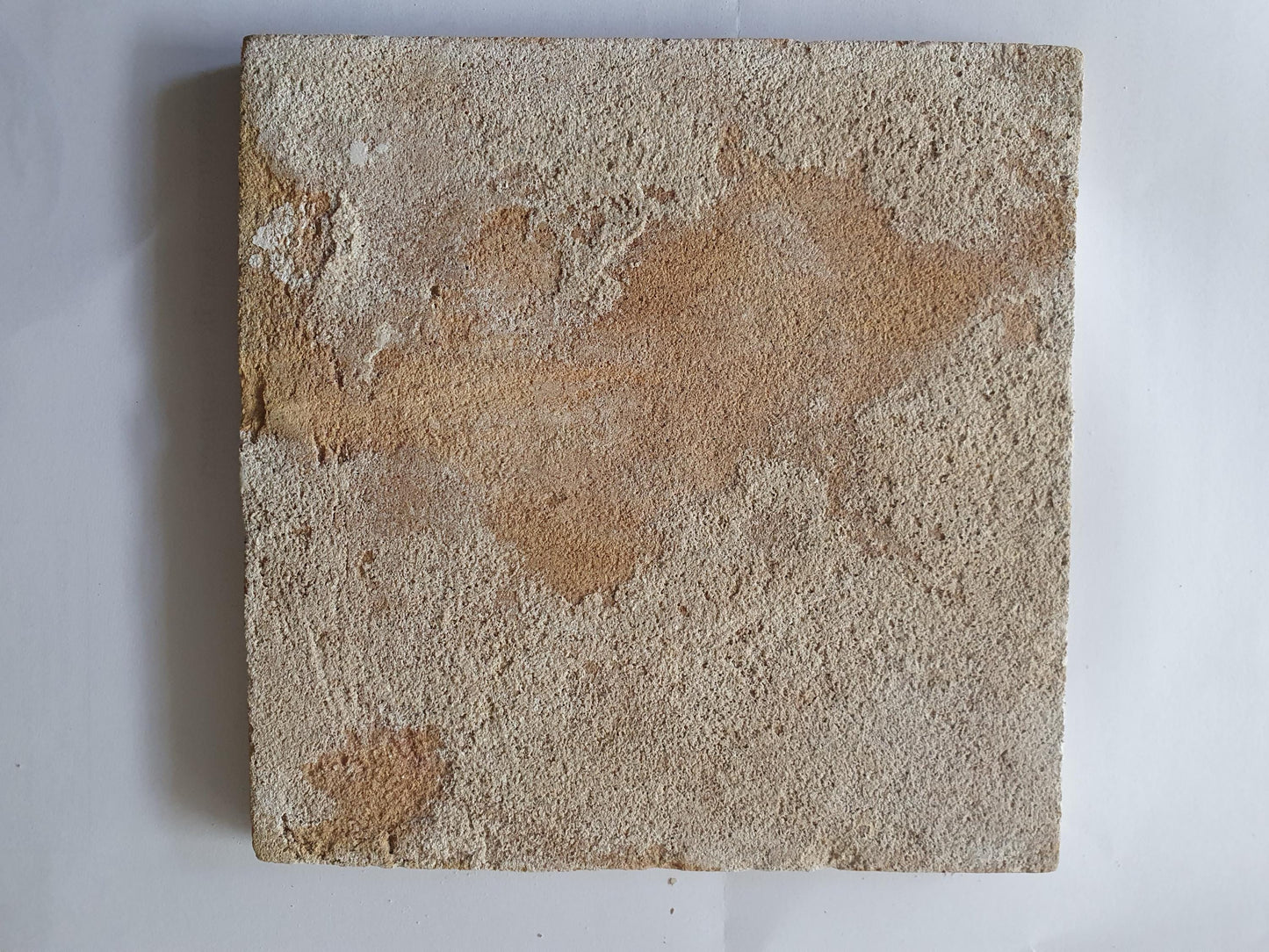 This 17th century Delft tile (c. 1640) depicts a polychrome bird