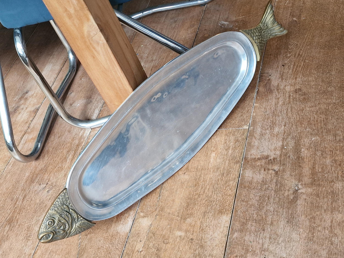 XXL Scottish Iron Fish Serving Platter, Banquet Shelf Decor