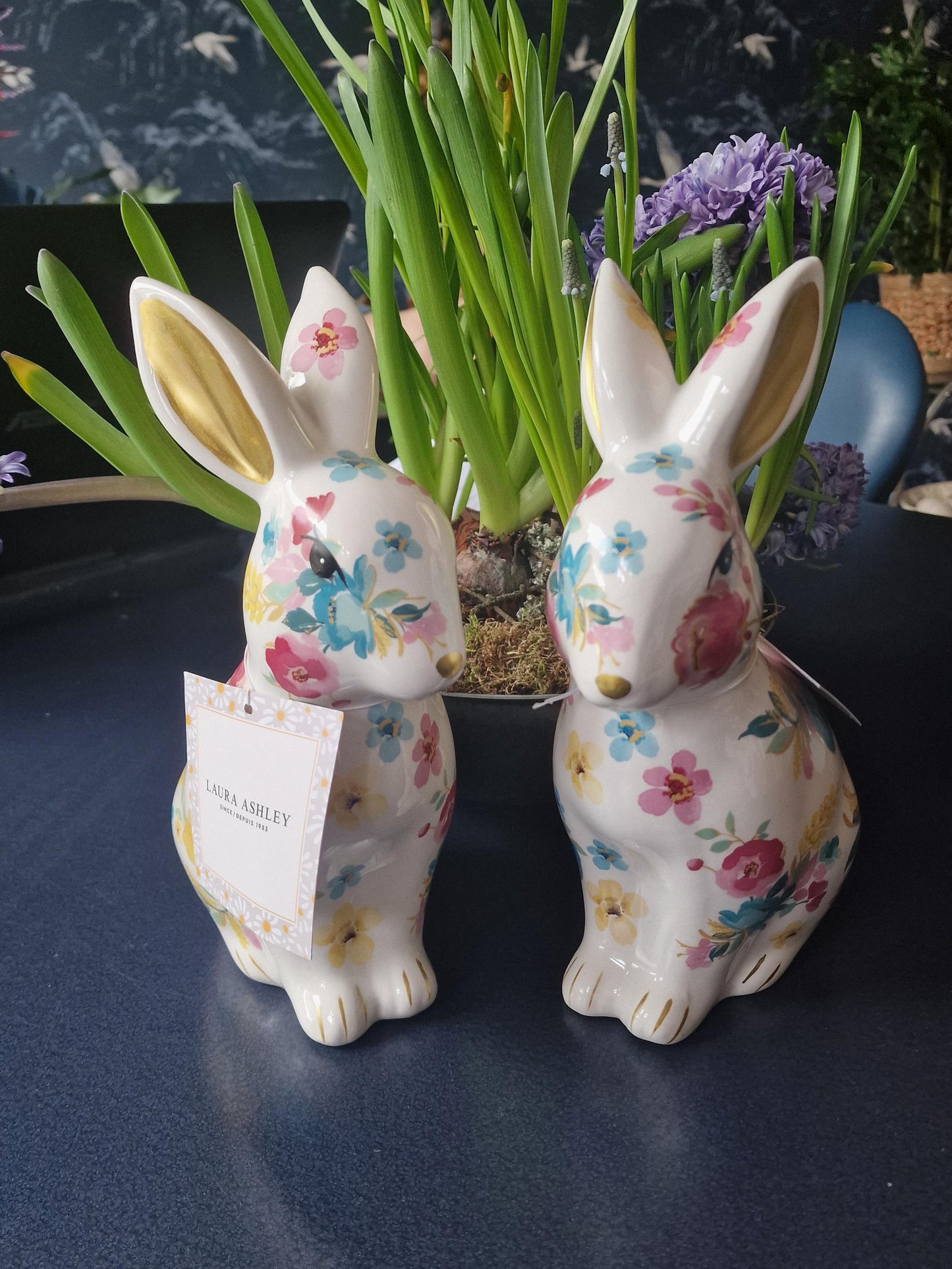 Laura Ashley - adorable bunnies, a set of flowered easterbunnies hare