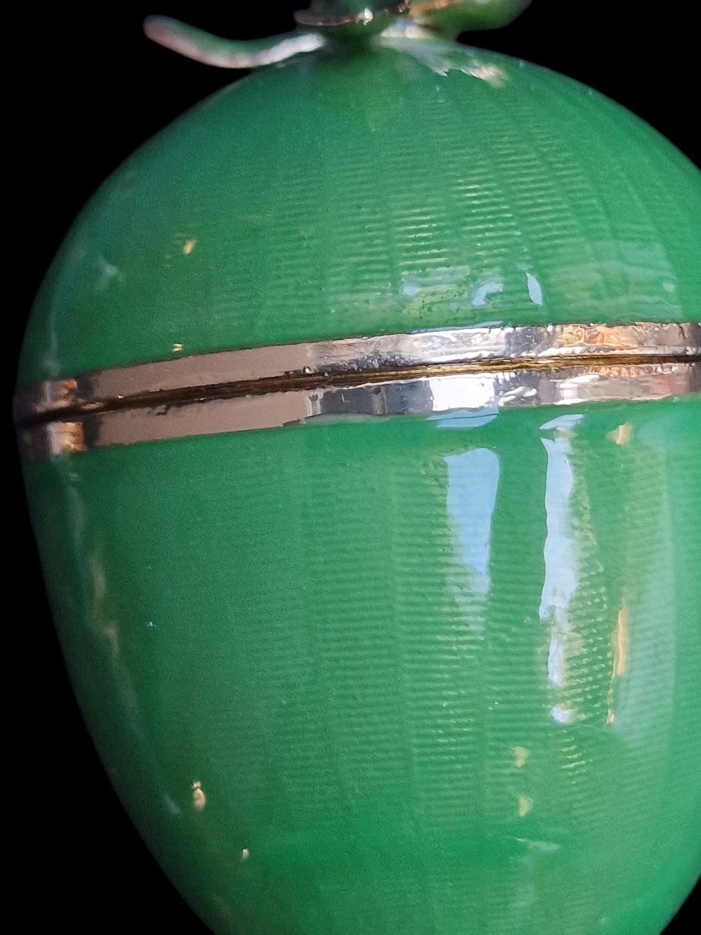 Guilloche Egg old vintage emerald green Trinket Box on stand. Inside ornament