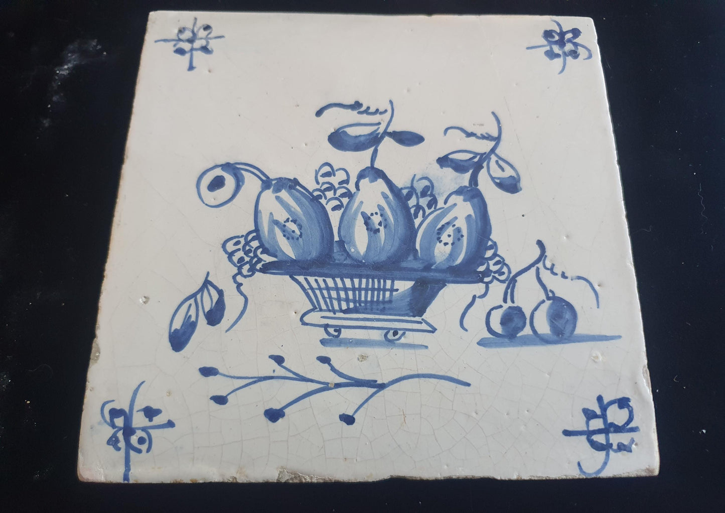 Dutch Delft Blue Tile, Fruit bowl, 19th century, planttile antique collectable and backsplash fireplace kitchen tiles