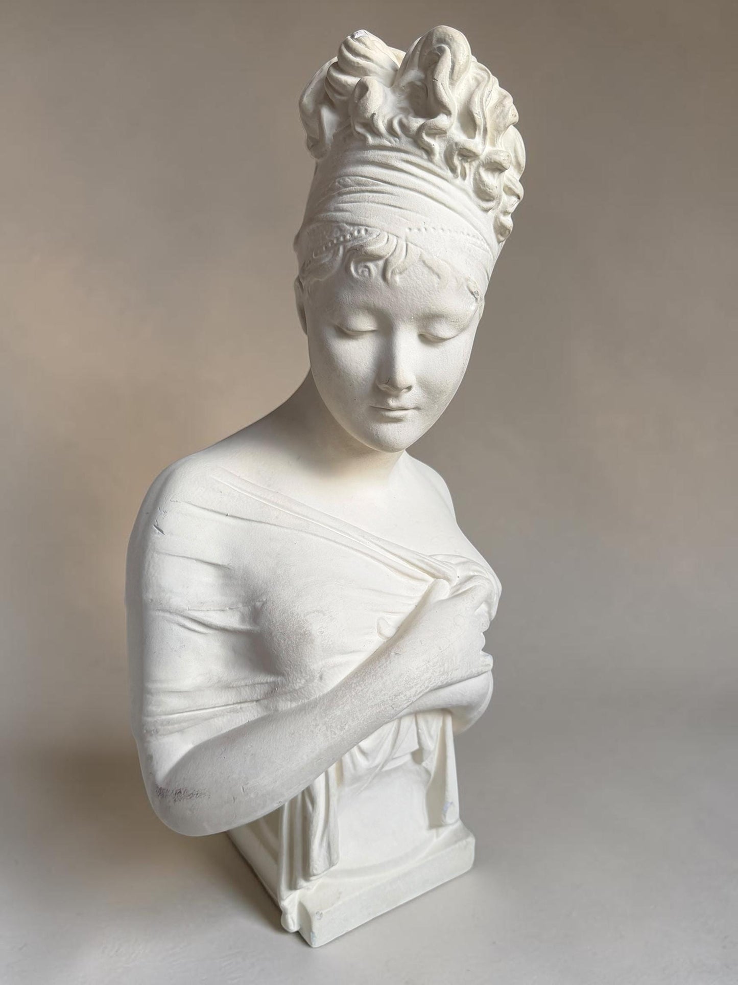 XL French Brocante Plaster Bust Romantic Lady Neoclassical Sculpture 55 cm Brocante classic antique. around 1920’s, France.