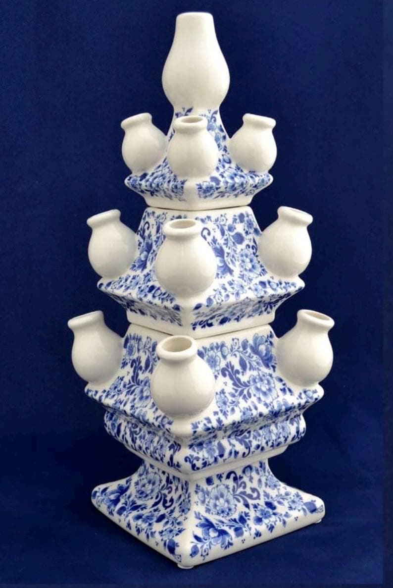 Delft blue Holland Tulip Vase, Dutch, Gallery vase, vintage, Mint Condition Ceramic