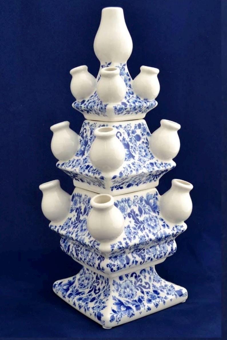 Delft blue Holland Tulip Vase, Dutch, Gallery vase, vintage, Mint Condition Ceramic