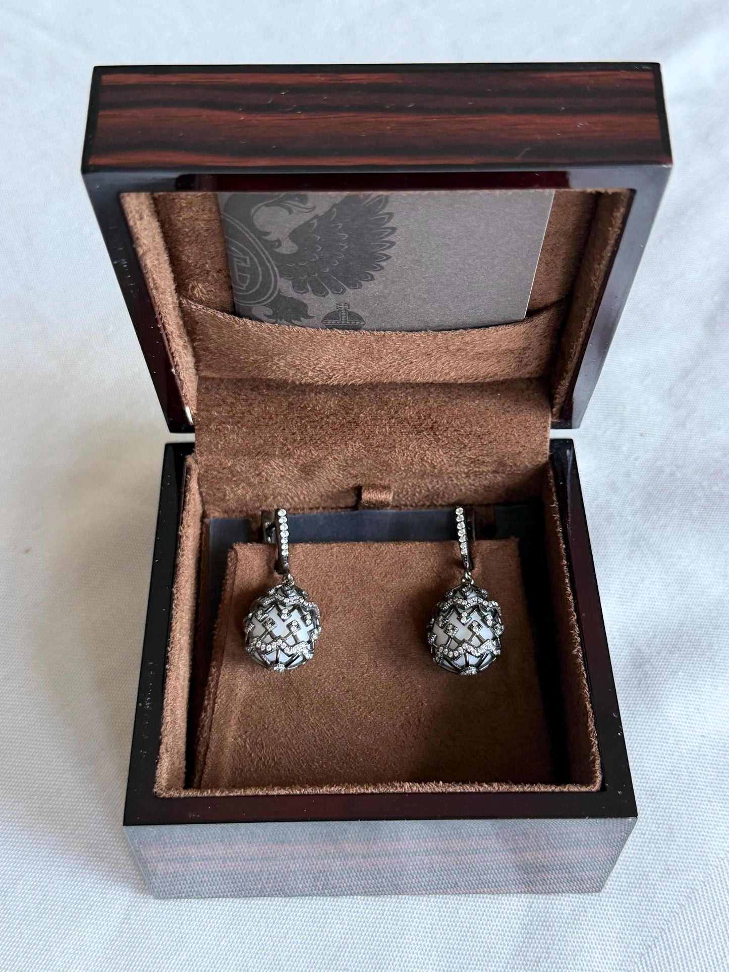Fabergé - model Agatha - Egg pendant Sterling Silver Earrings, Tatiana Tsars Collection, Blackened Silver, White Agate & Zircon, 925