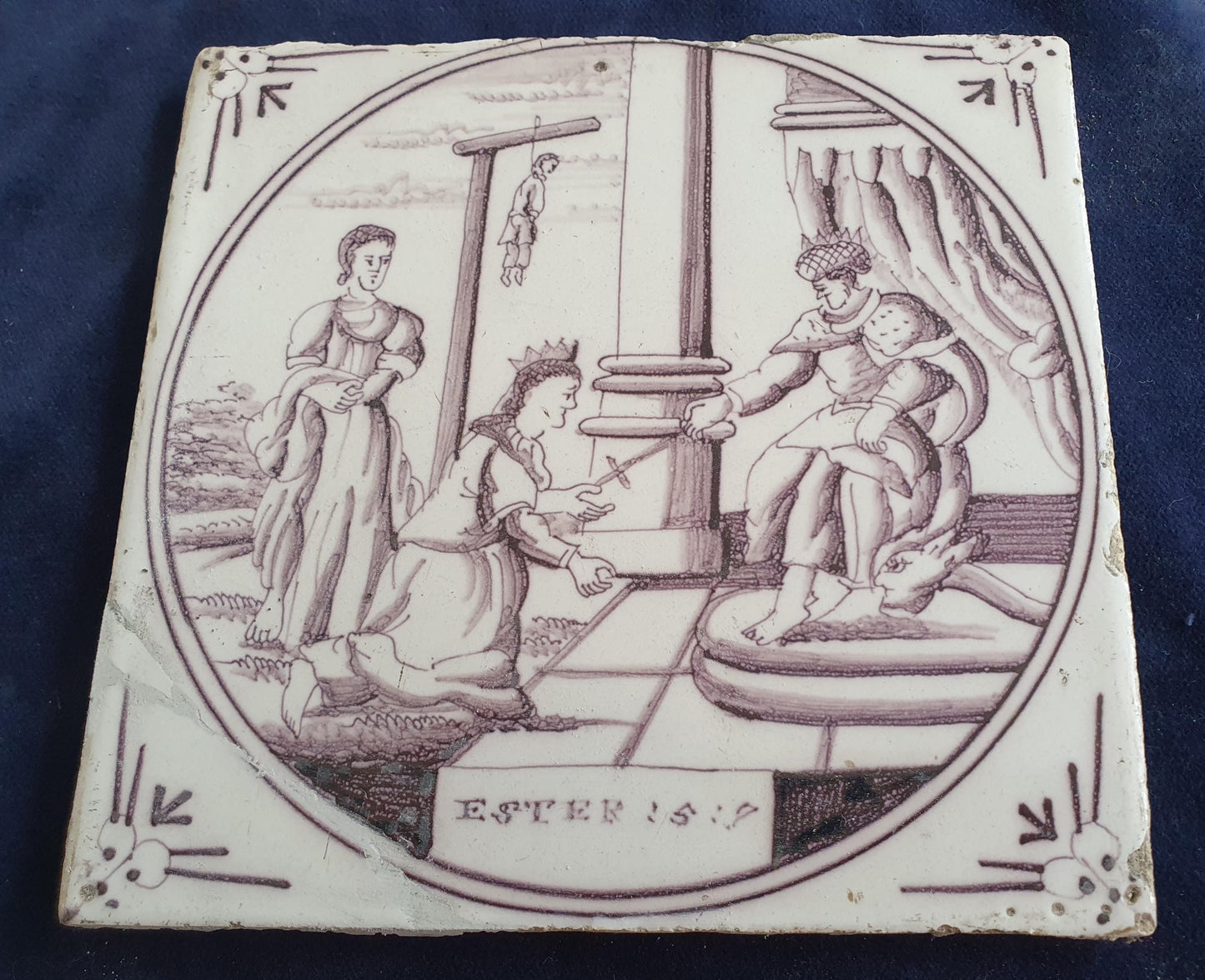 Delft tile, Dutch manganese biblical scene bible tile, 18th century, Ester 5 :4 Delft tile bibel.