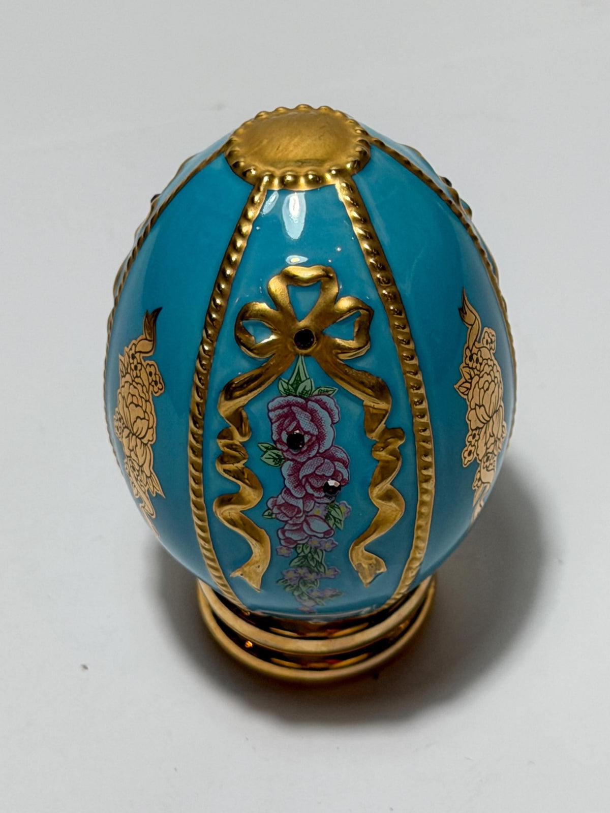 House of Fabergé turquoise porcelain Collector Egg, Faberge 24K gilt, crystals, faberge