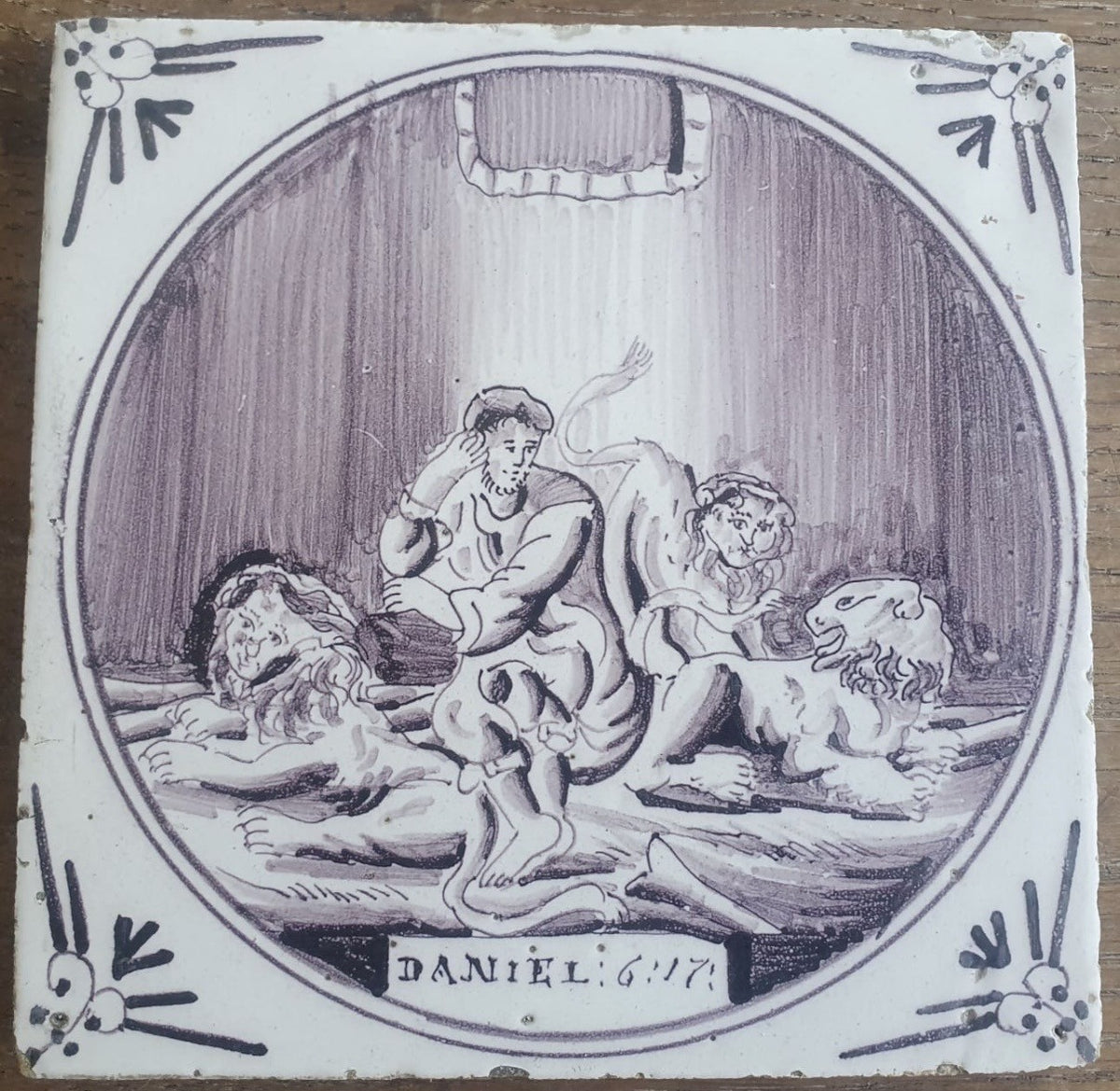 daniel tile