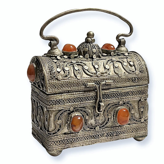 antique silver gemstone bridal filigrain  case Antieke zilveren filigraan cassette met carneool
