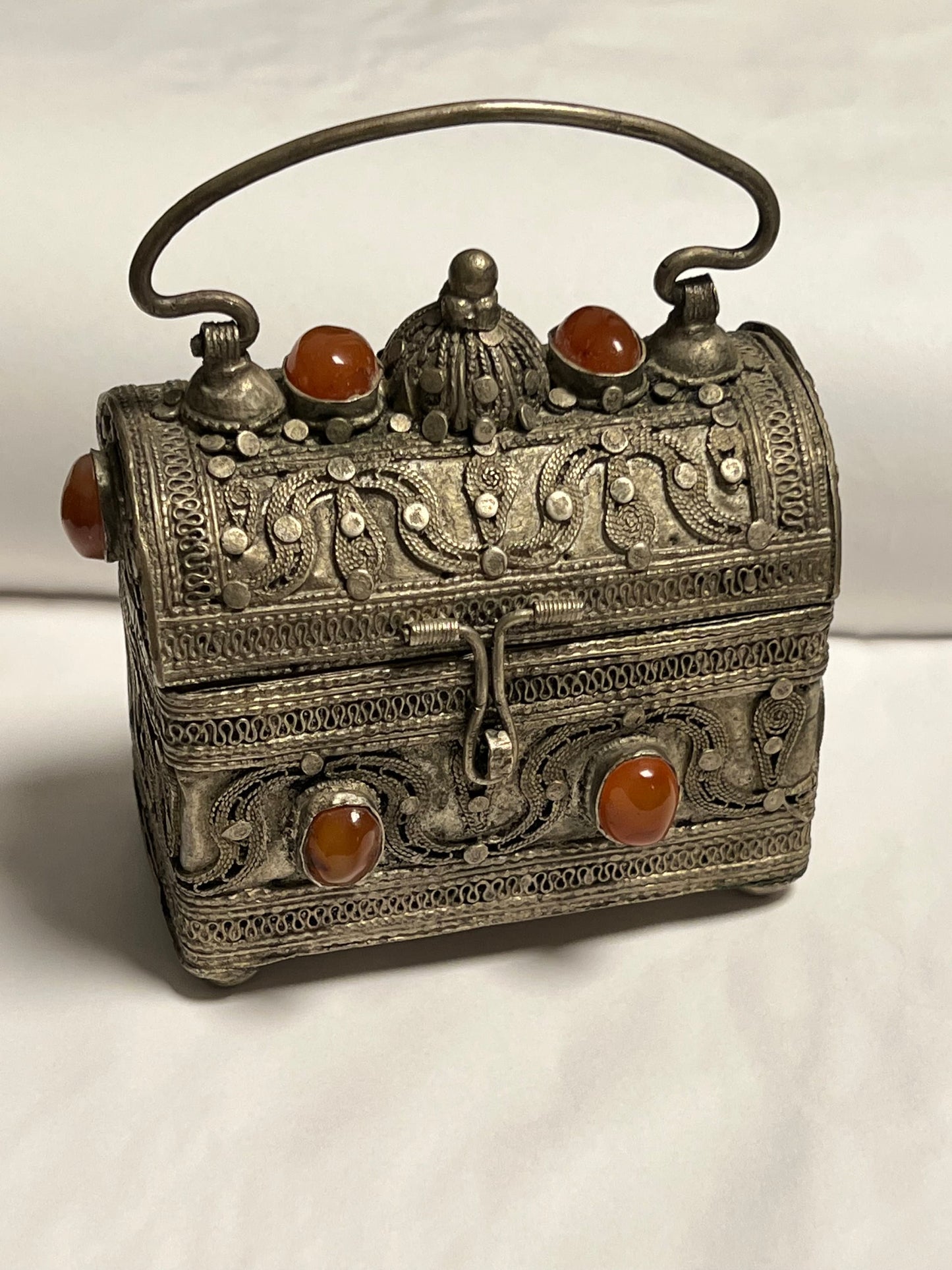 antique silver gemstone bridal filigrain  case Antieke zilveren filigraan cassette met carneool