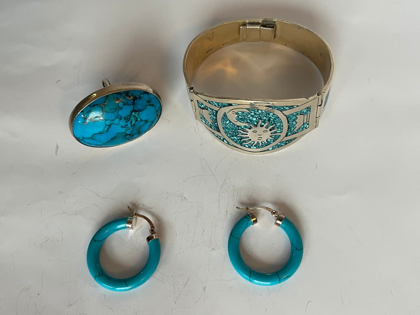 Turquoise Sterling Silver Jewelry Set: Bracelet, Ring, Earrings