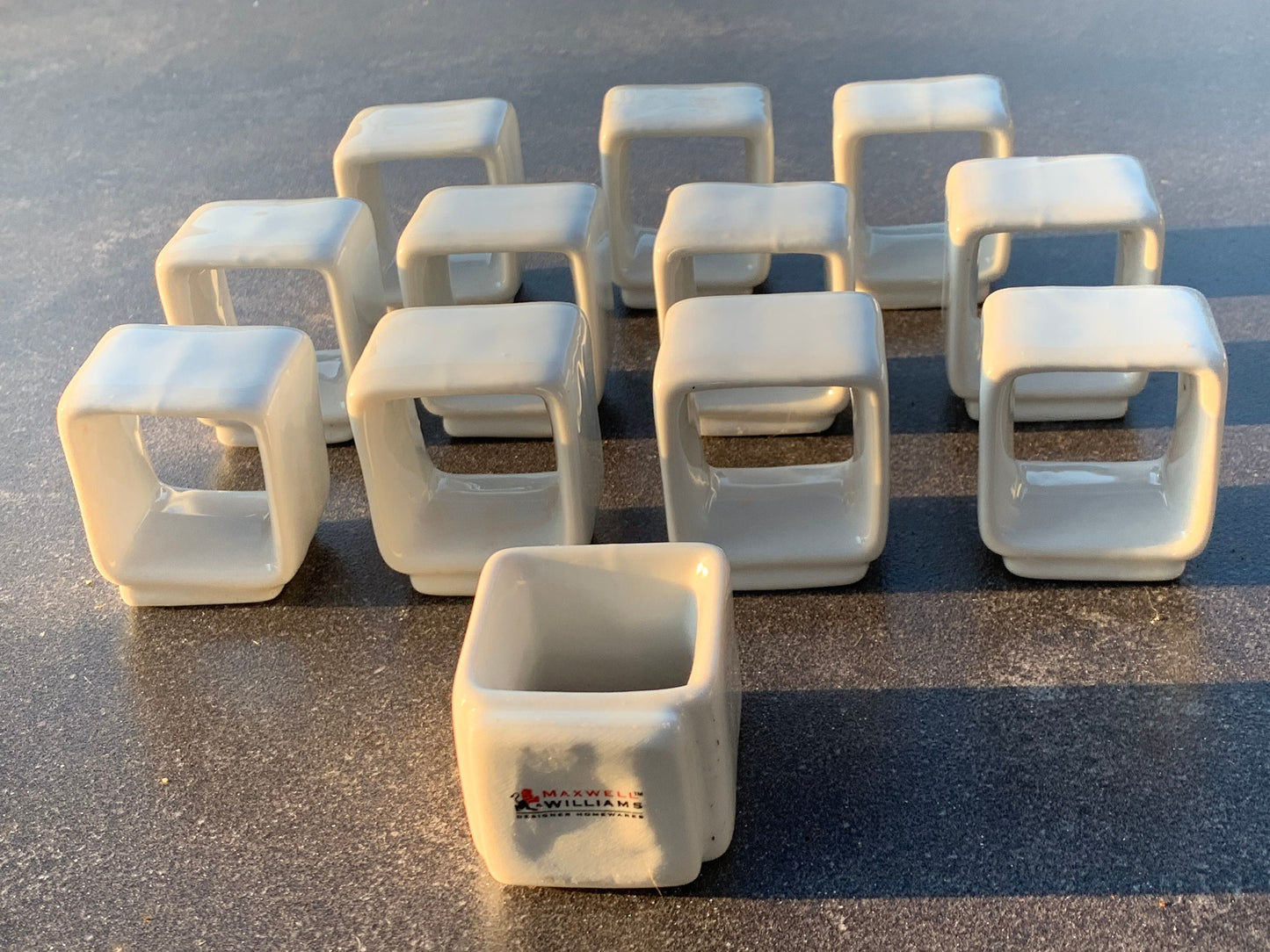 25 Maxwell & Williams White Ceramic Napkin Rings with Bowls