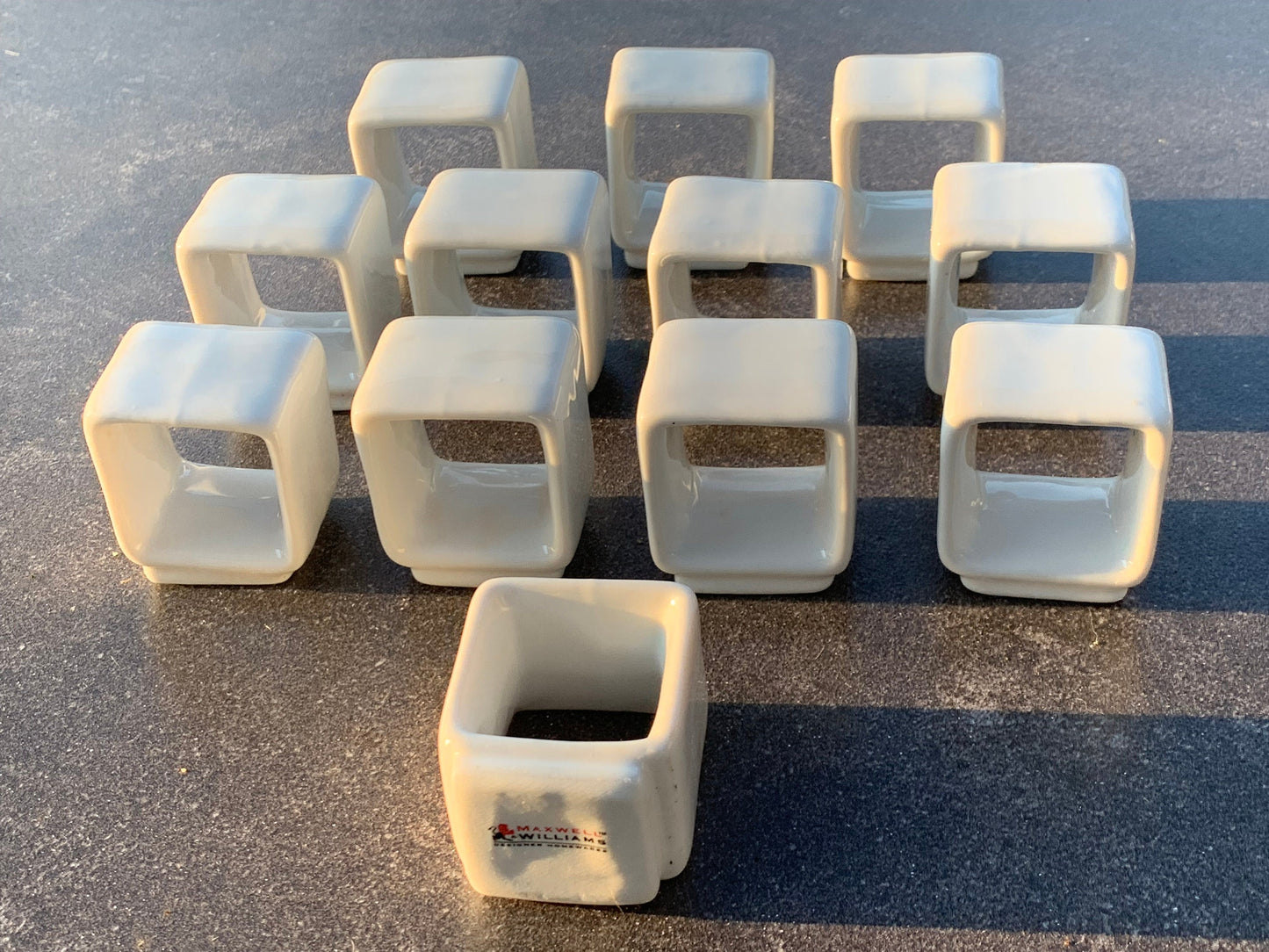25 Maxwell & Williams White Ceramic Napkin Rings with Bowls