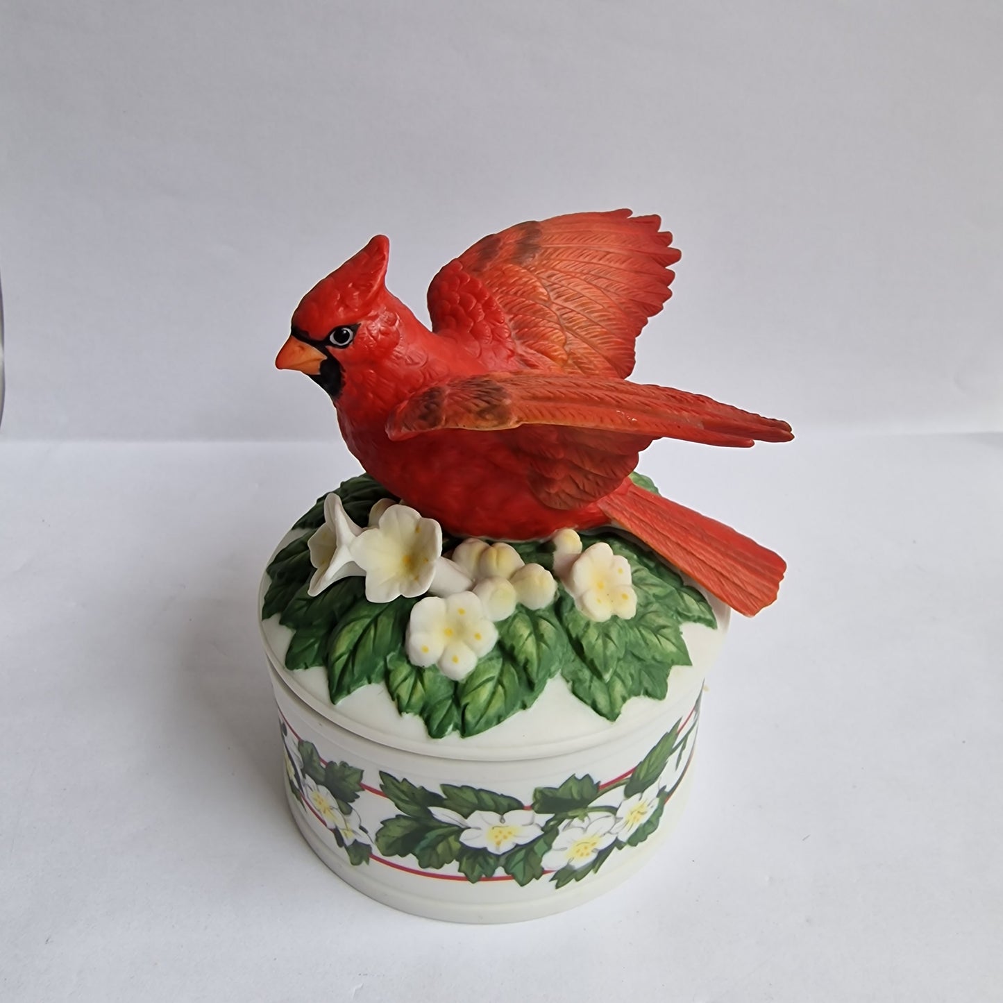Pachebel Canon in D Music Box, Cardinal Bird Biscuit Porcelain Trinket