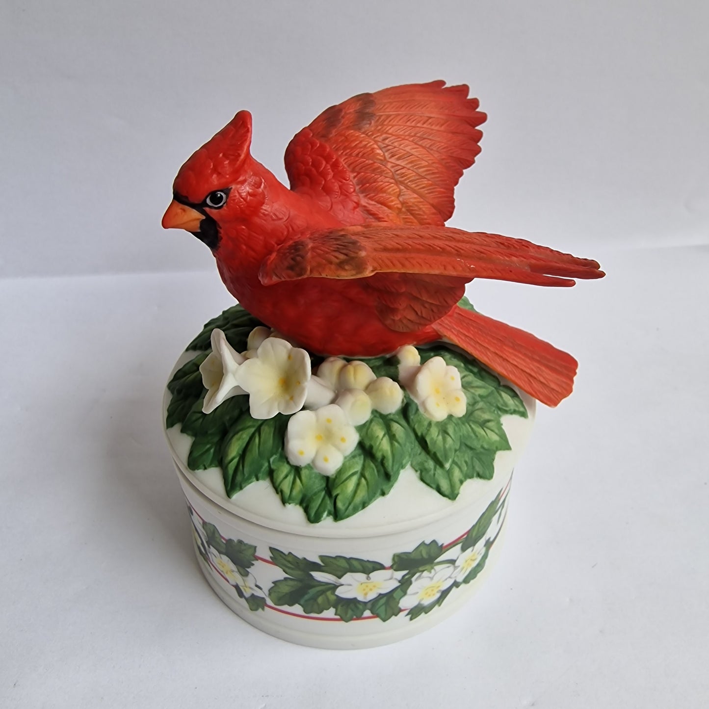 Pachebel Canon in D Music Box, Cardinal Bird Biscuit Porcelain Trinket