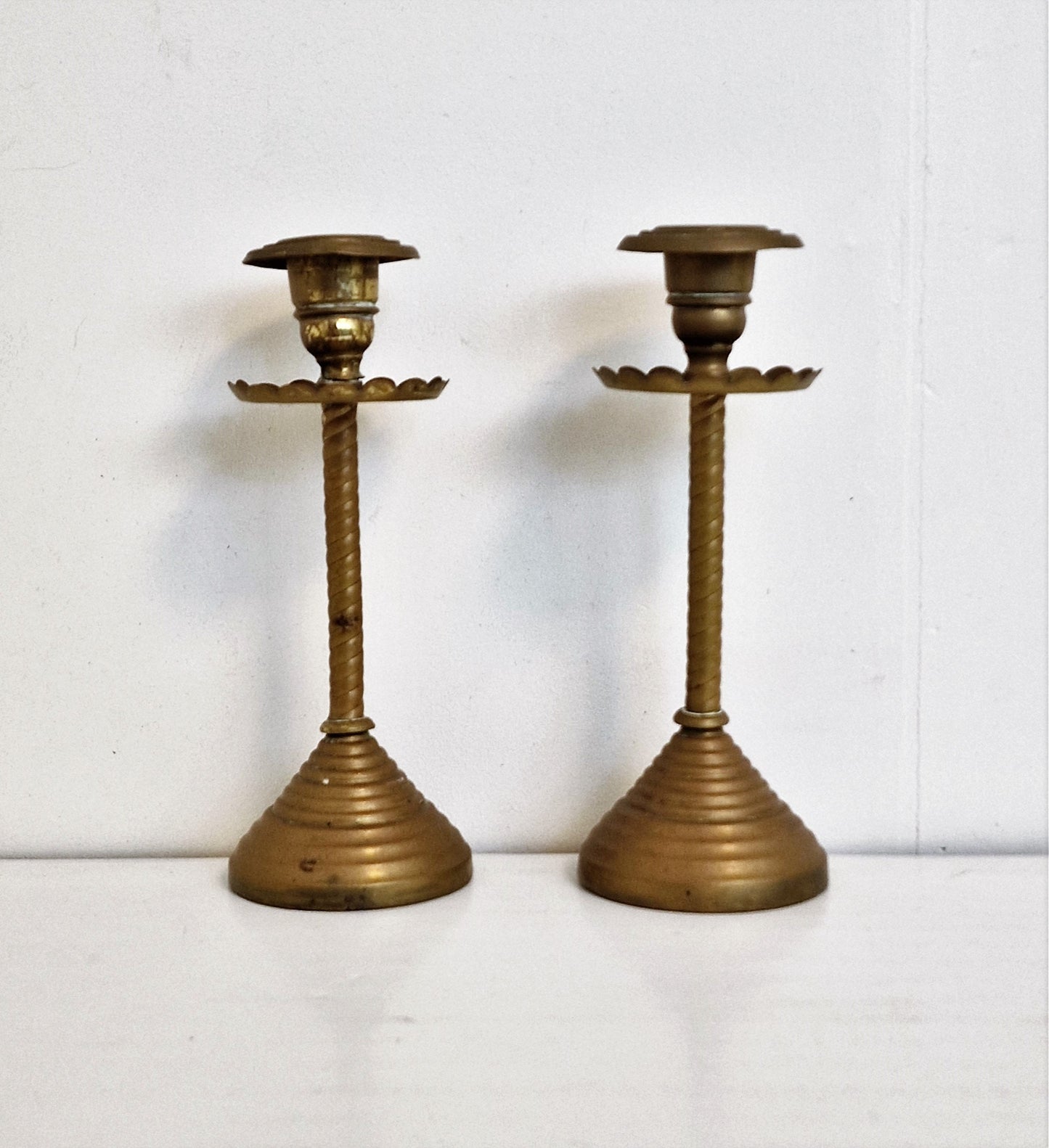 stel arts & crafts kandelaars. UK ca 1910, authentic  candlesticks
