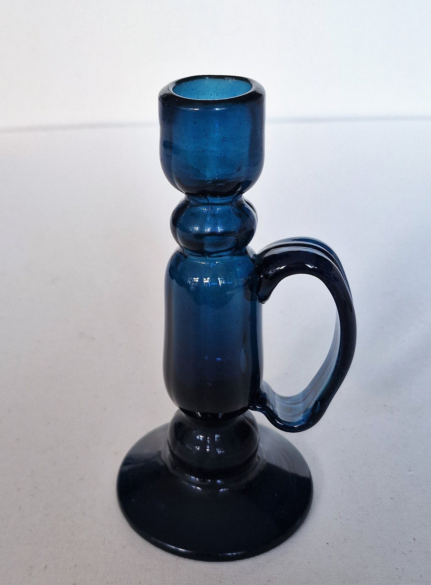 dikwandige vintage Murano glazen kandelaar in mooie petrol  blauw tint