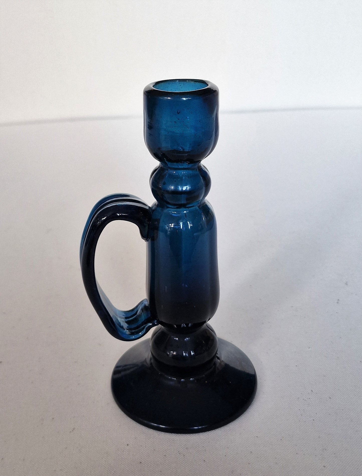 dikwandige vintage Murano glazen kandelaar in mooie petrol  blauw tint