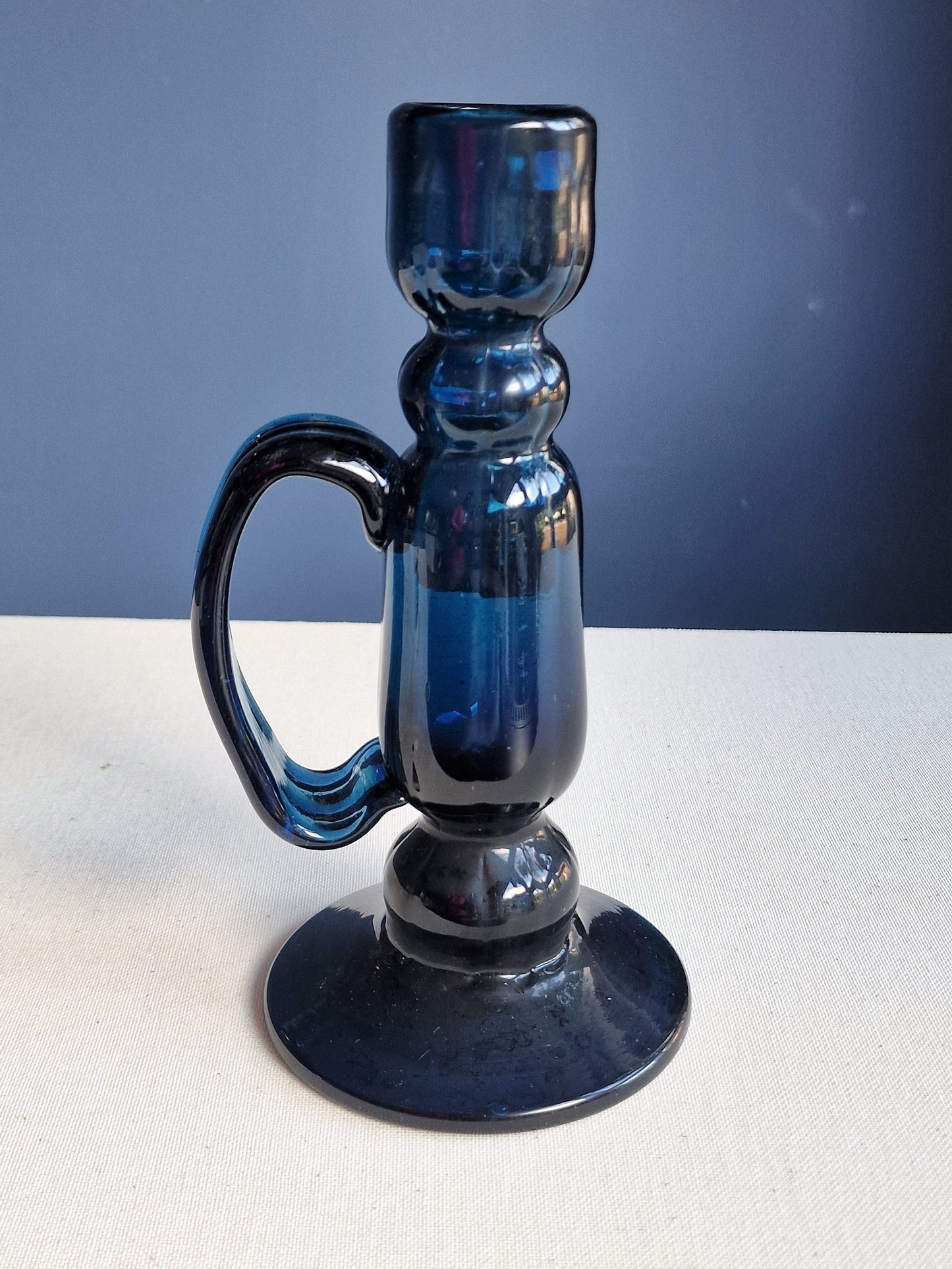 dikwandige vintage Murano glazen kandelaar in mooie petrol  blauw tint