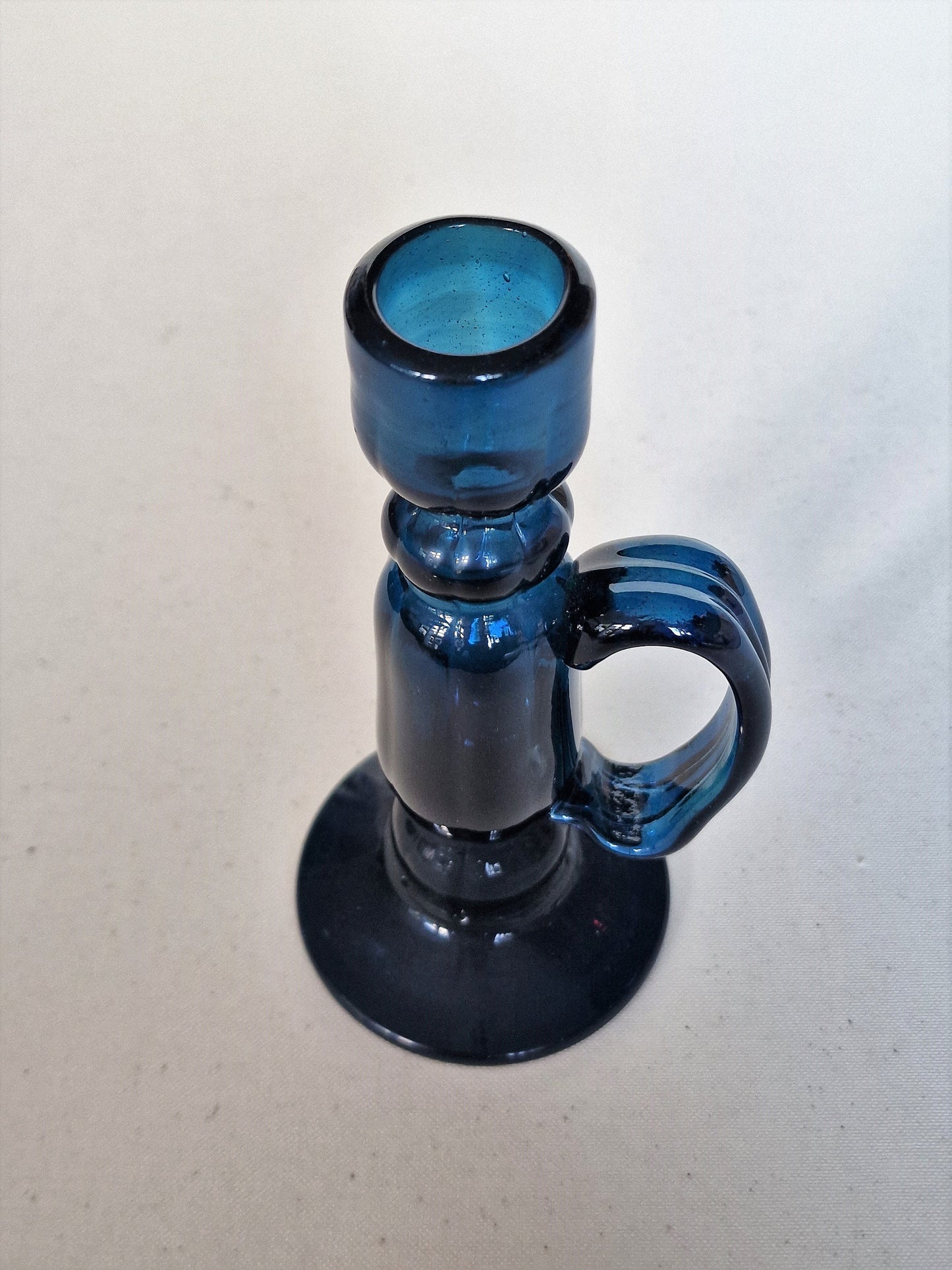 dikwandige vintage Murano glazen kandelaar in mooie petrol  blauw tint