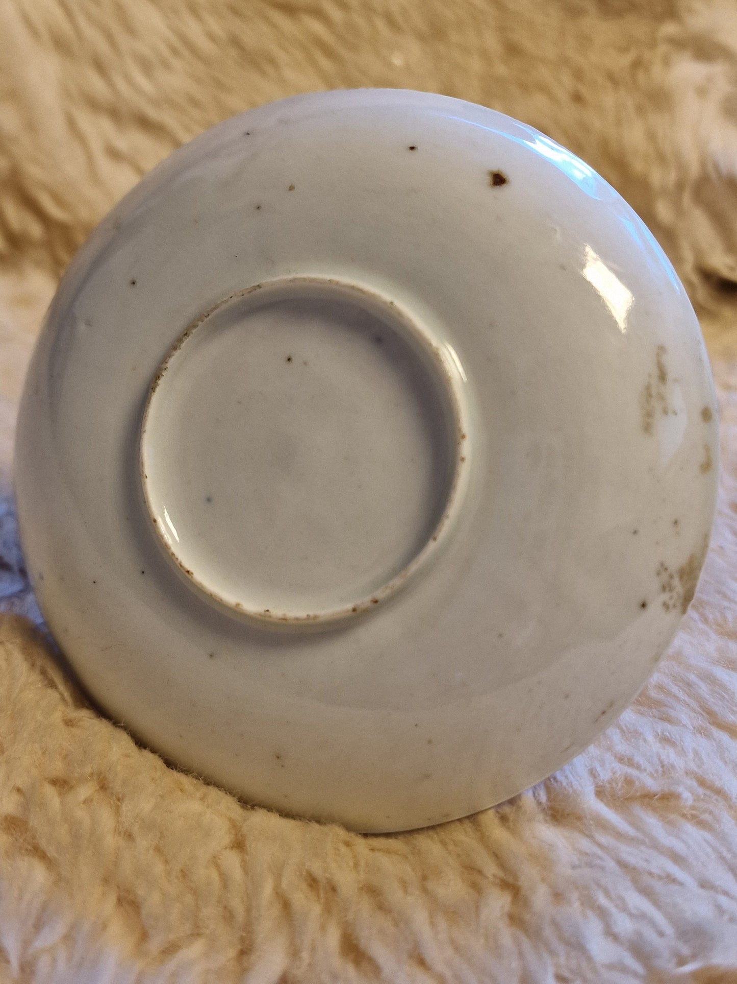 Antique Kakiemon Arita Japanese Porcelain Dish, 18th Century