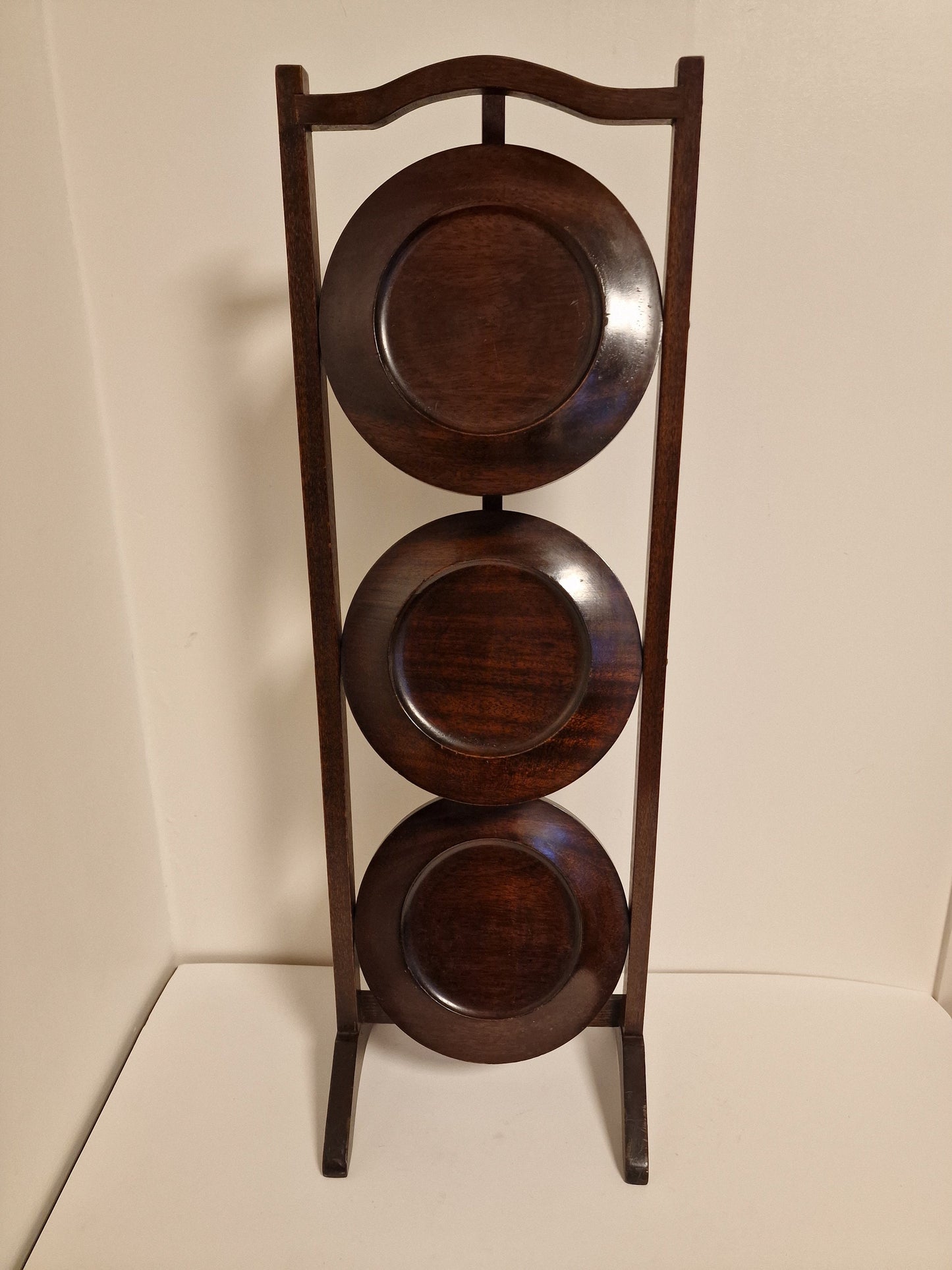 83 cm grote variant charmante 19e eeuwse mahonie cake stand, butlertray, cakeplateau server etagere, engelse hightea taart plateau cakestand