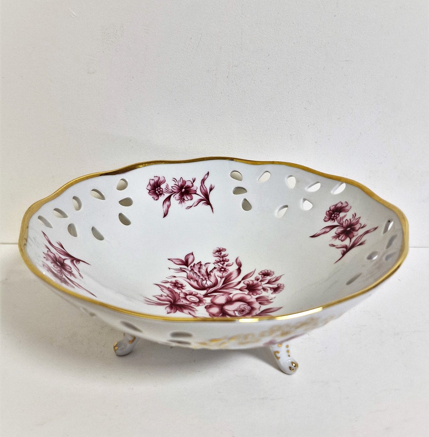 Hollohaza Hungary Pierced Dish, Plum Apponyi Floral, Gold Gild, 3-Legged