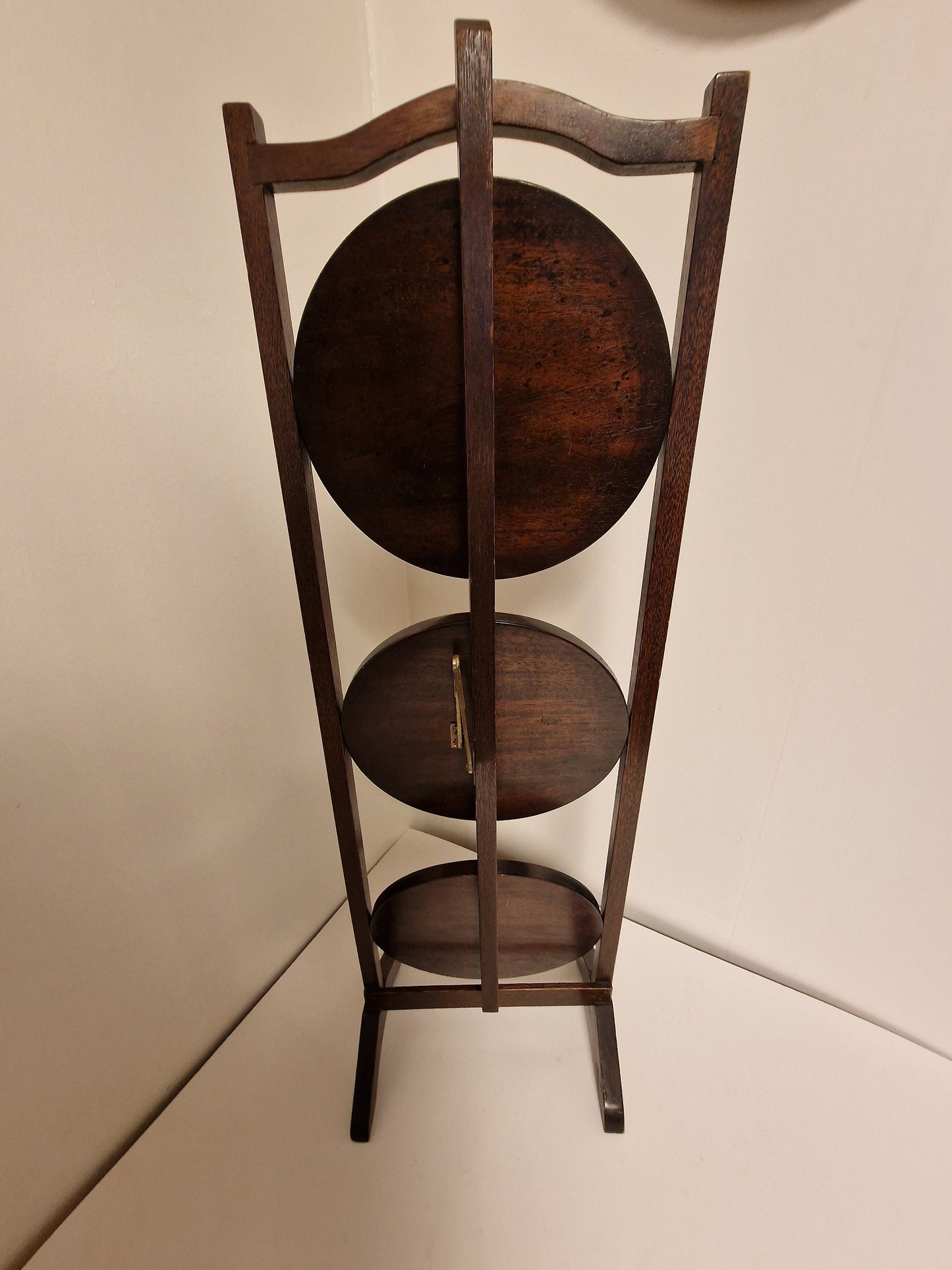 83 cm grote variant charmante 19e eeuwse mahonie cake stand, butlertray, cakeplateau server etagere, engelse hightea taart plateau cakestand