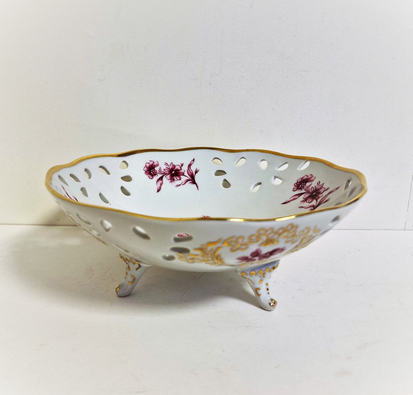 Hollohaza Hungary Pierced Dish, Plum Apponyi Floral, Gold Gild, 3-Legged