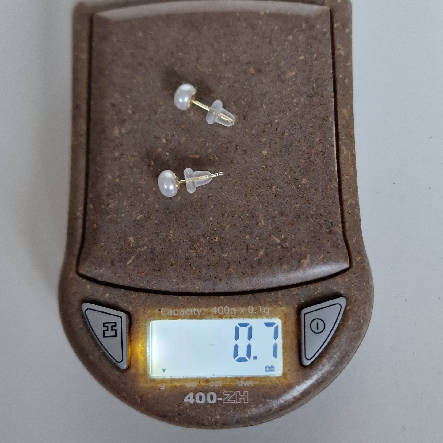 18k Yellow Gold Pearl Stud Earrings, 750 Gold