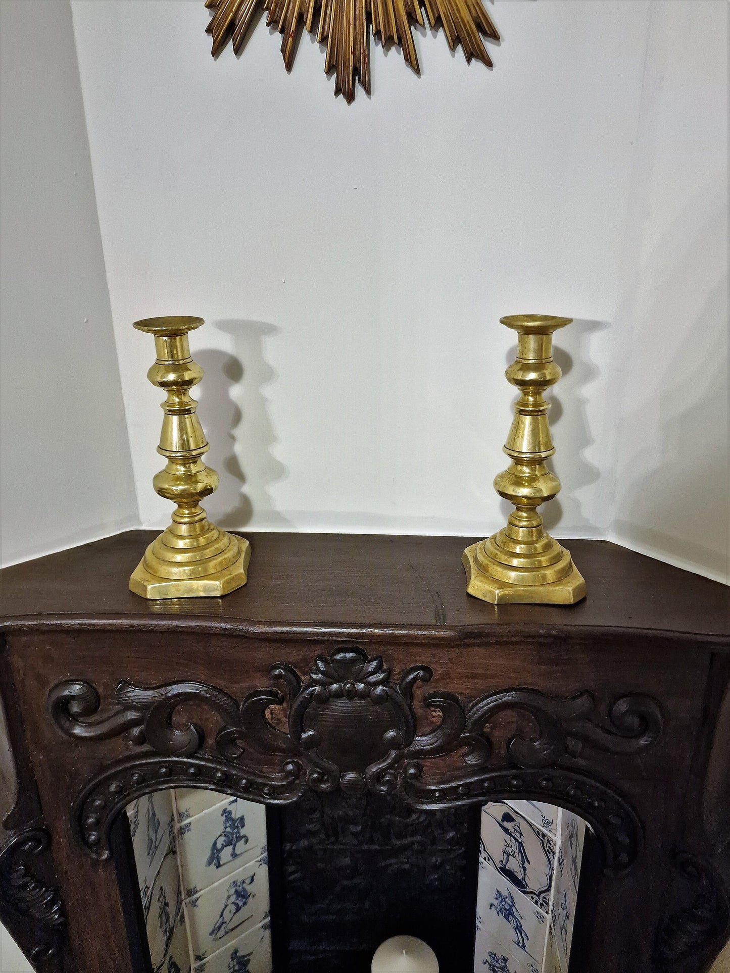 Arts and Crafts kandelaars, brass , can hold waxine