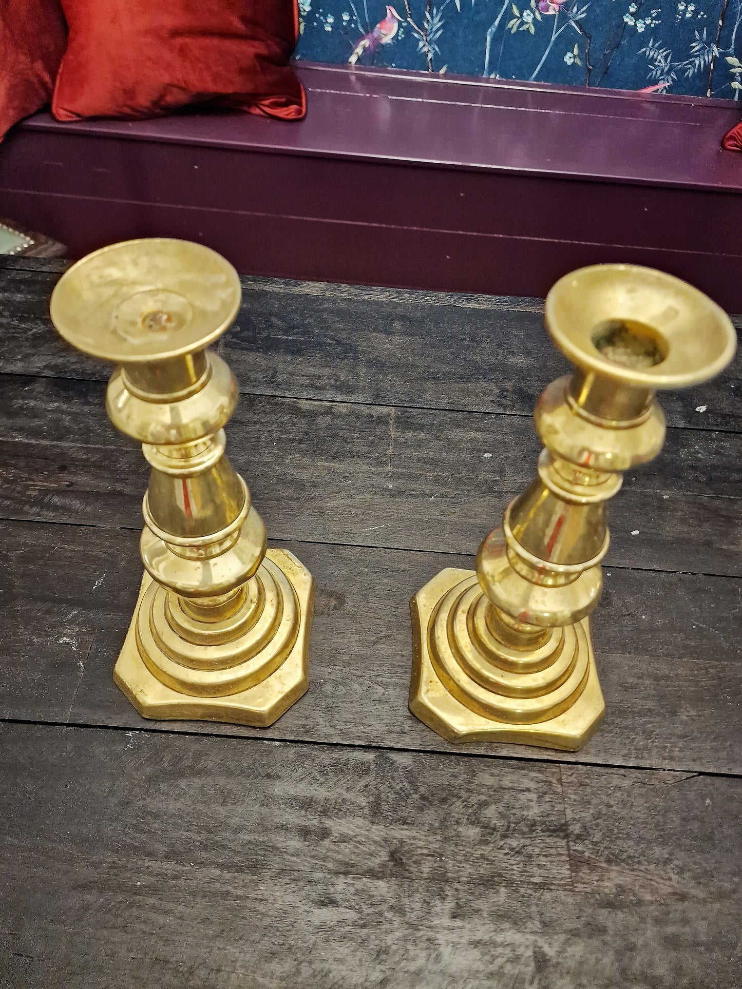Arts and Crafts kandelaars, brass , can hold waxine