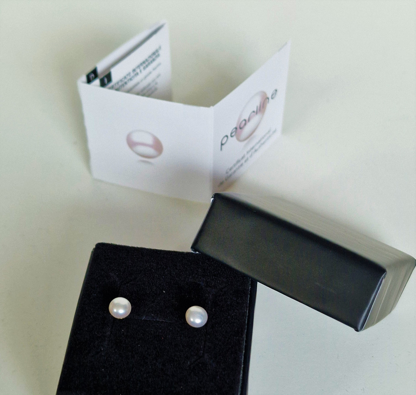 18k Yellow Gold Pearl Stud Earrings, 750 Gold