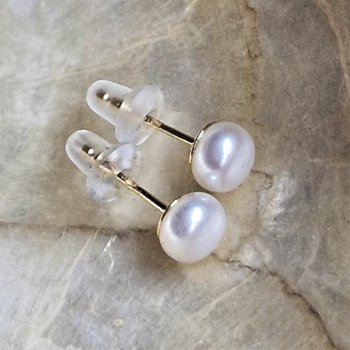 18k Yellow Gold Pearl Stud Earrings, 750 Gold