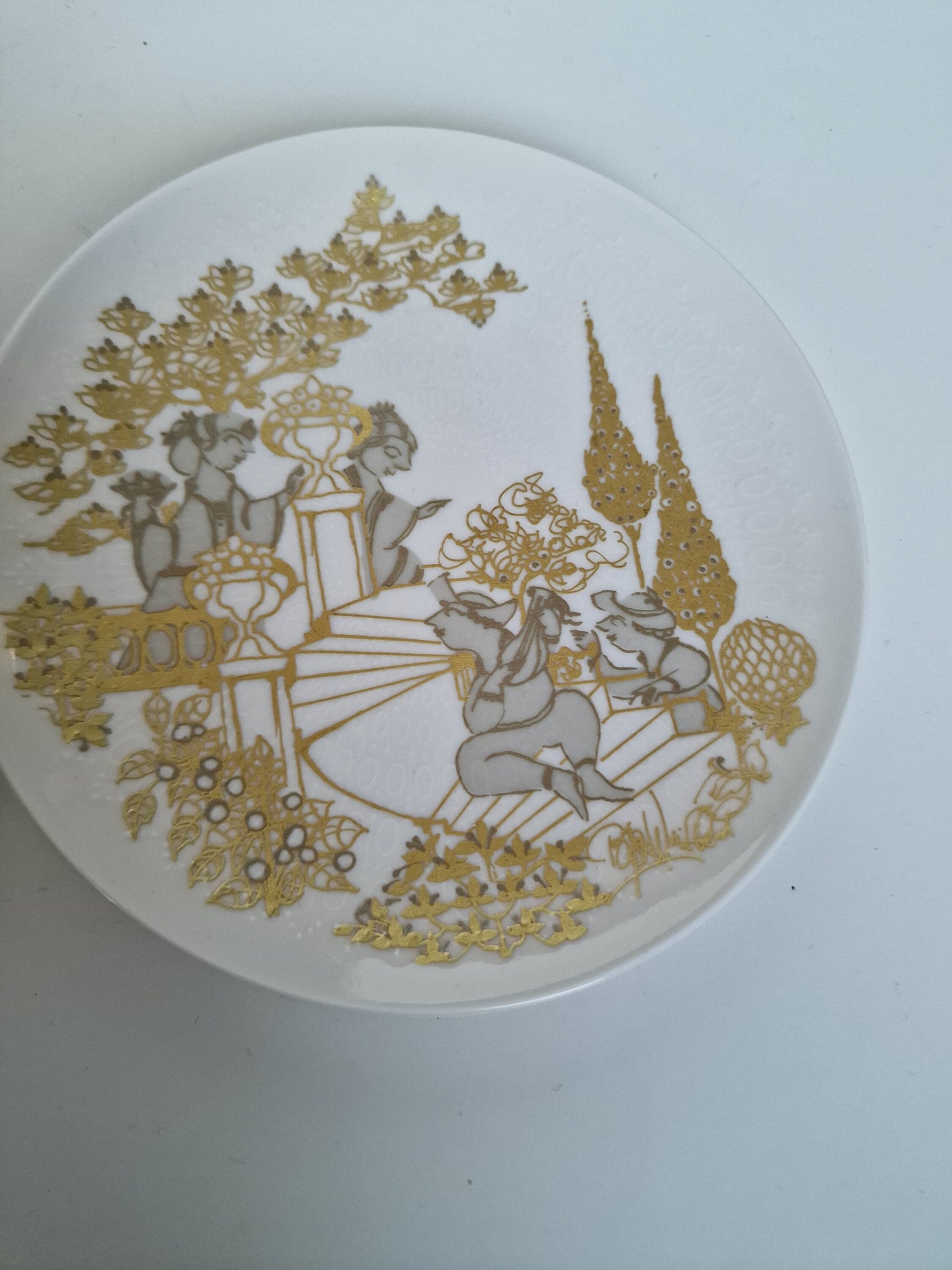 Vintage Bjorn Wiinblad Rosenthal Gold Plated Porcelain Wall Plates (Set of 2)