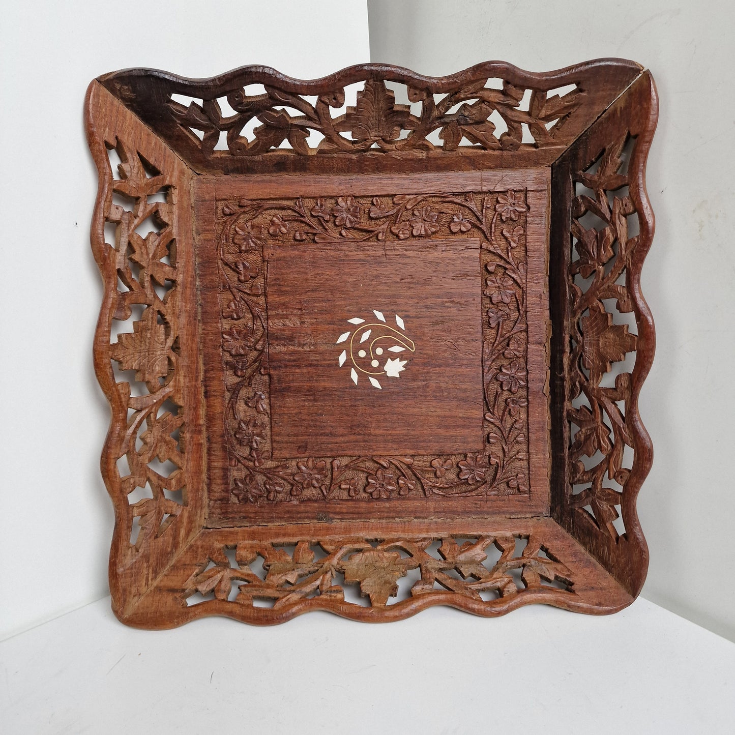INTARSIA African serving tray hand carved old Wooden inlaid, square Handmade  Marquetry Mosaic Tray, Decorative Serving Trays Luxury basket