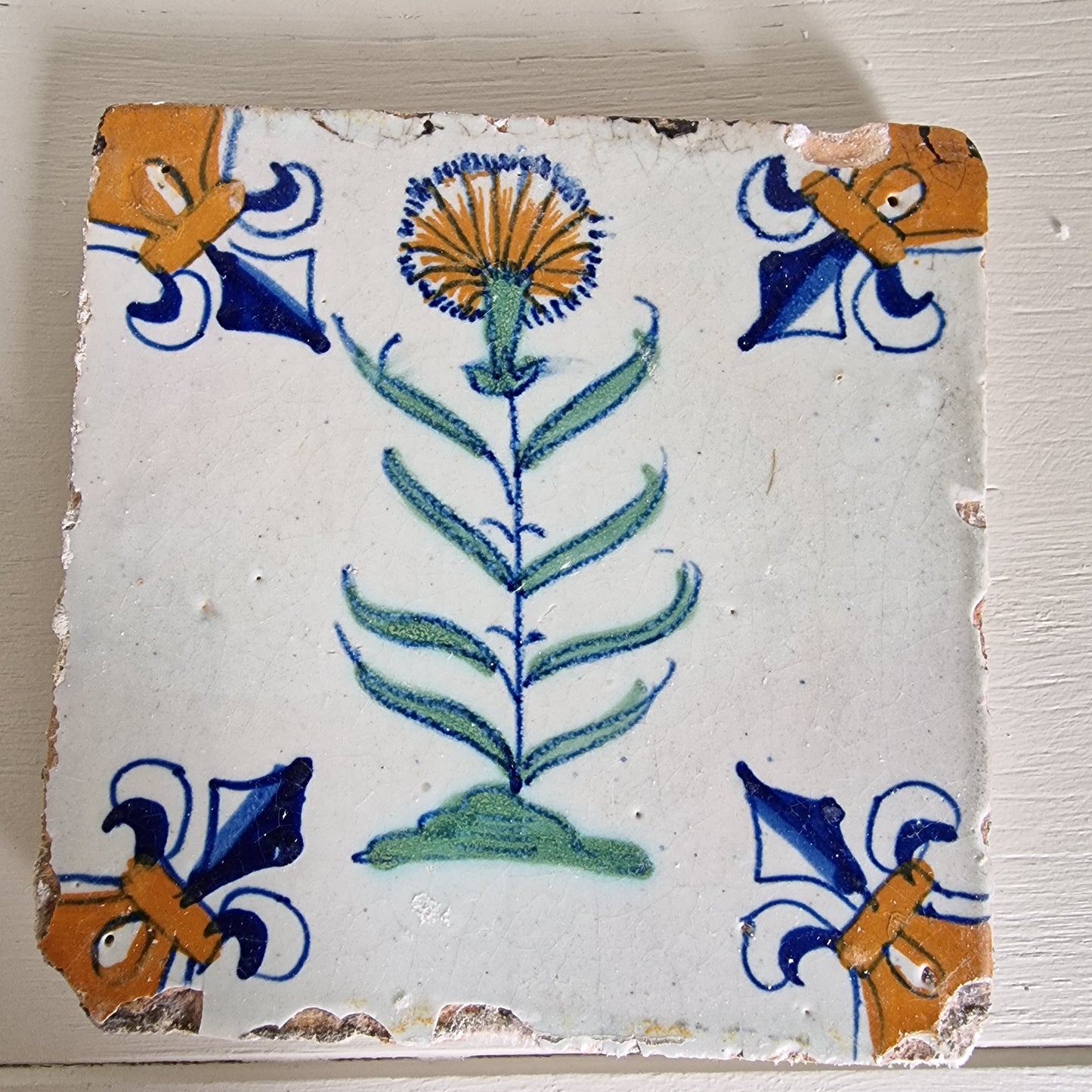 dutch flower  Gouda rare delft polychrome carnation anjer tile, 1620, 17th century Holland tile
