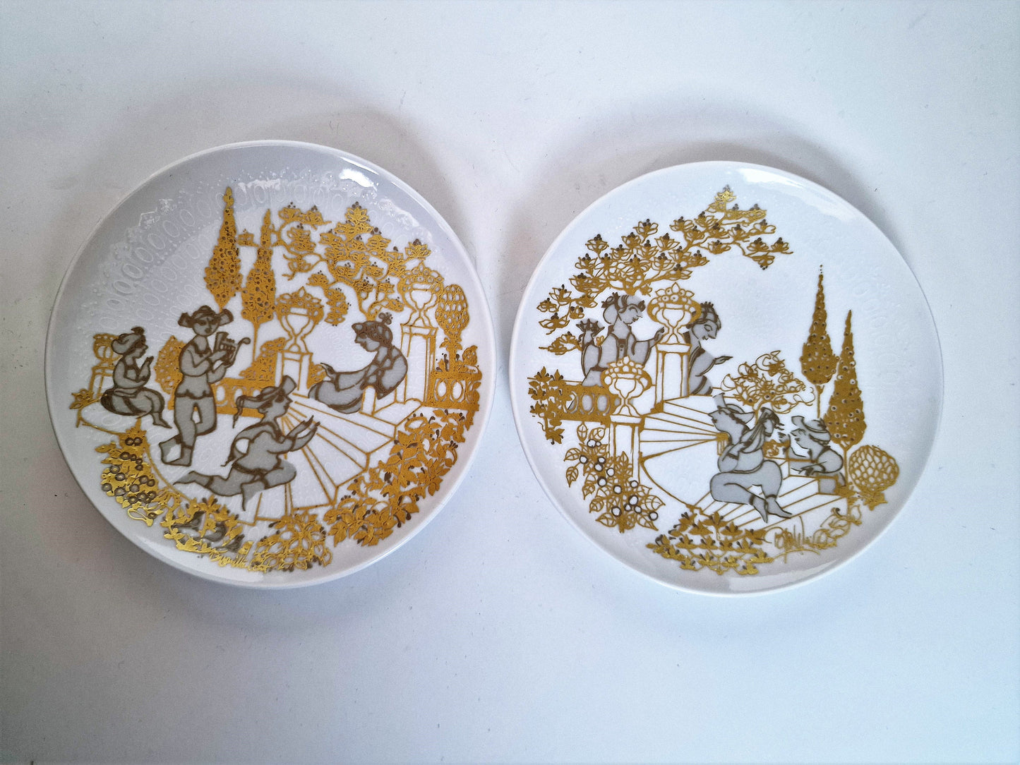 Vintage Bjorn Wiinblad Rosenthal Gold Plated Porcelain Wall Plates (Set of 2)
