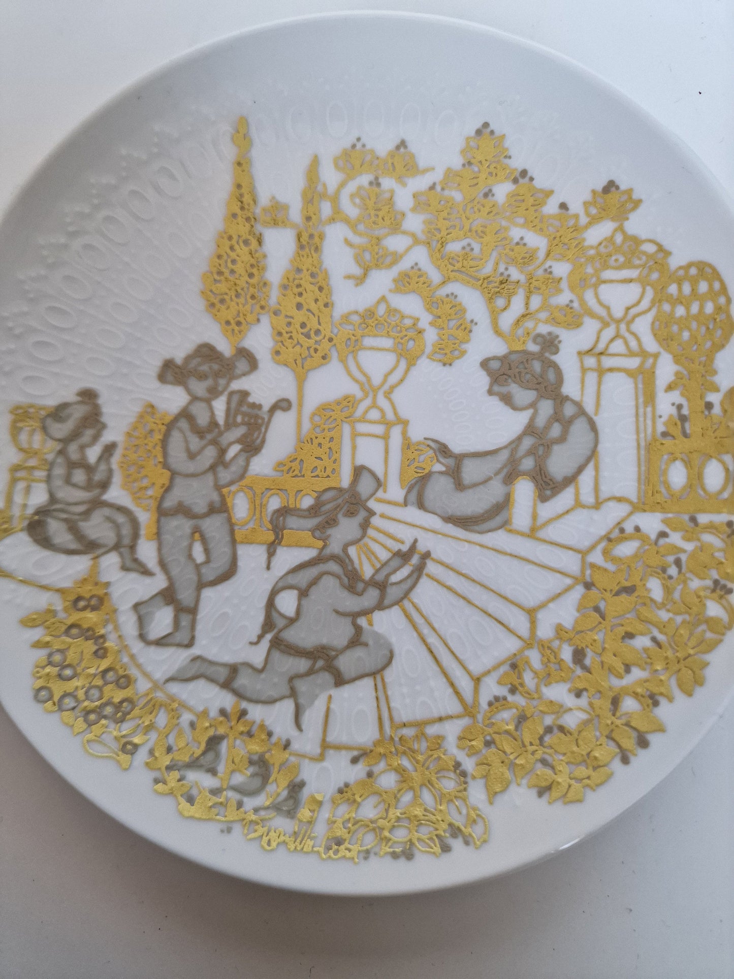 Vintage Bjorn Wiinblad Rosenthal Gold Plated Porcelain Wall Plates (Set of 2)