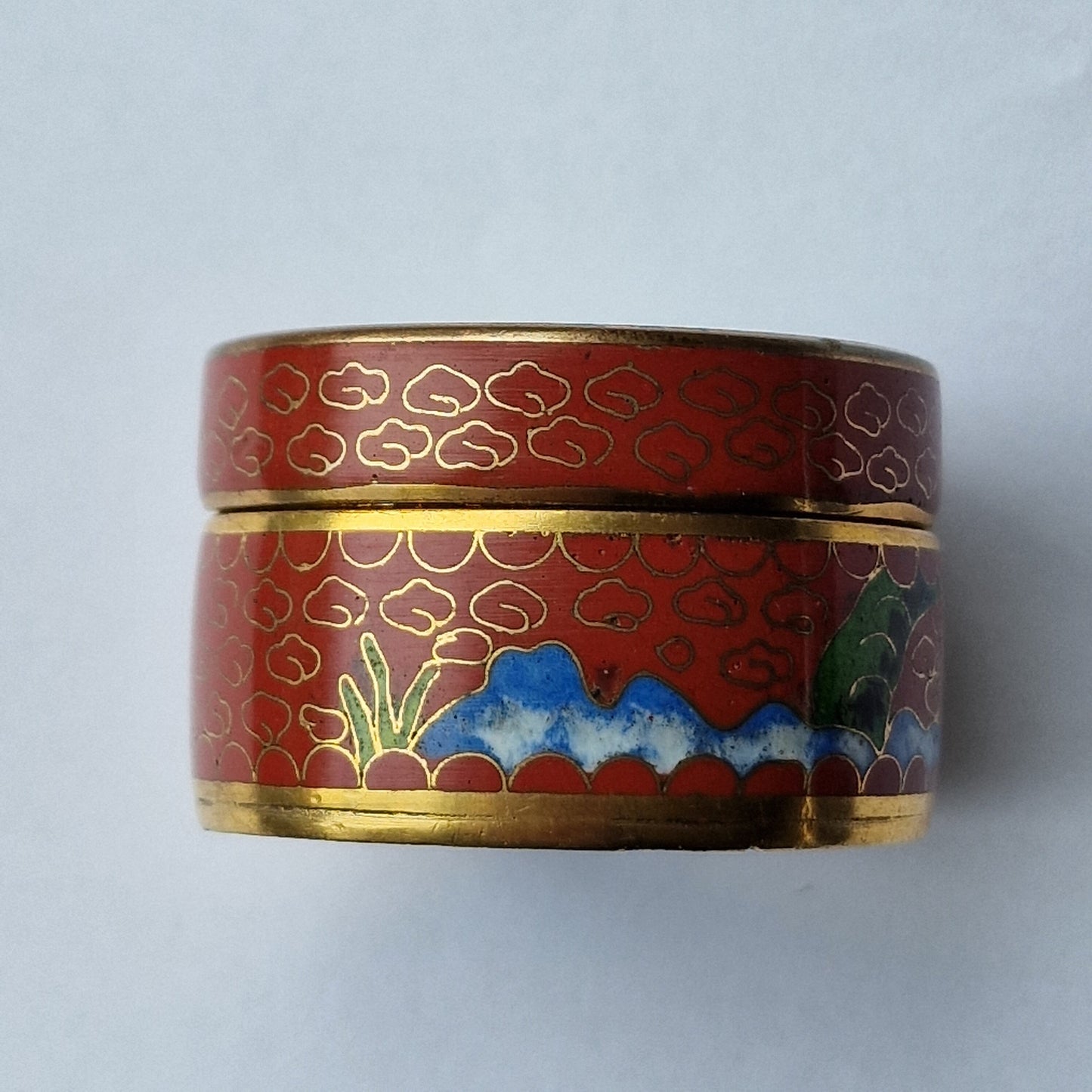 A delightful antique Japansese  cloisonné box, crane meiji blue linghzhi enamel