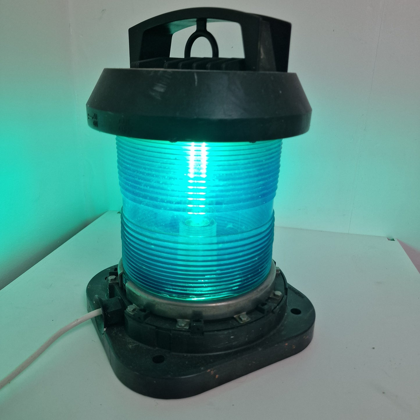 scheepslamp, nautisch origineel sein licht, authentiek scheeps signaal licht Rotterdam, stoere mancave