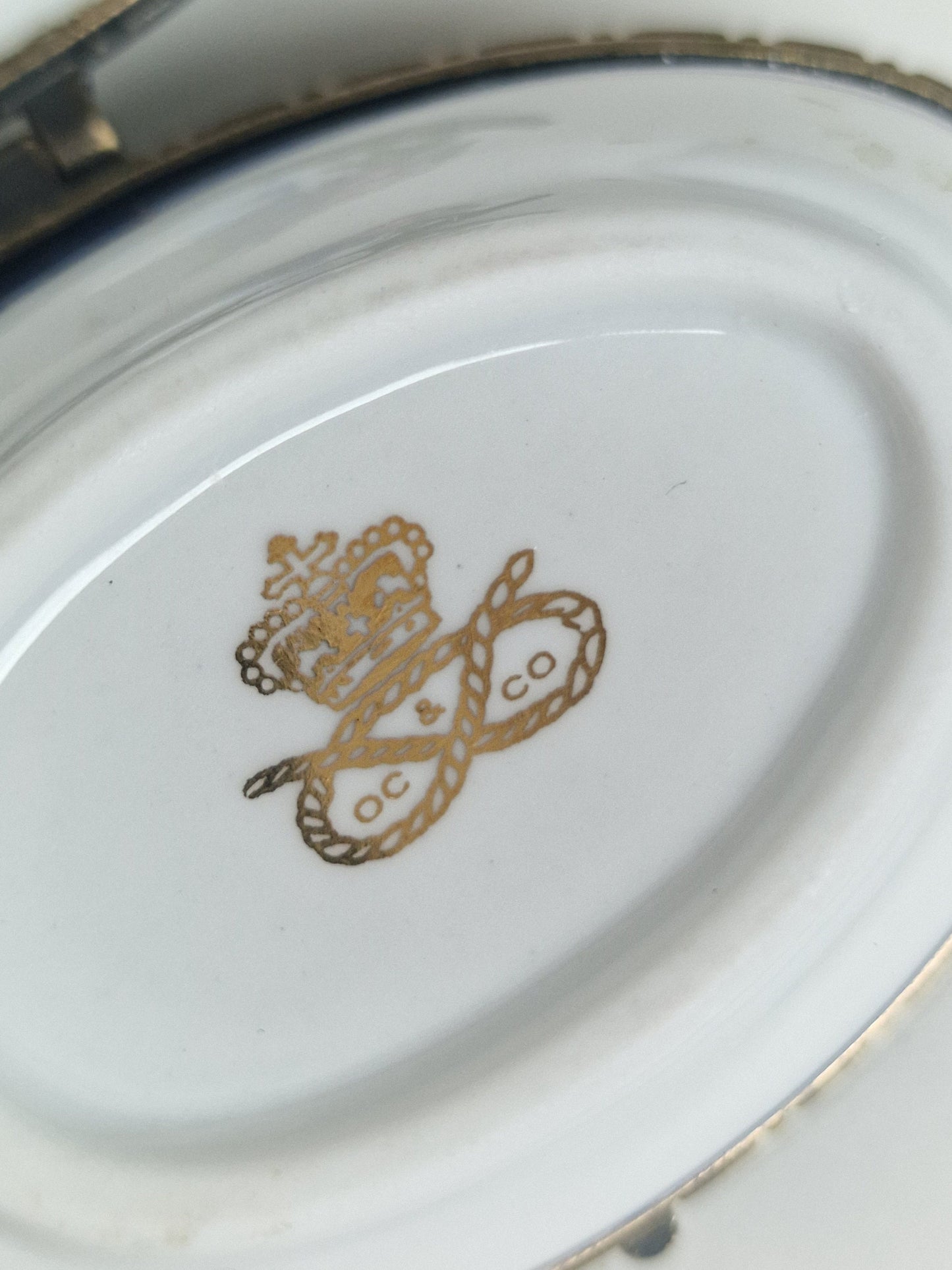 Oc & Co. Ltd Staffordshire - Fabergé style porcelain Gold Trim Egg Box with romantic roses