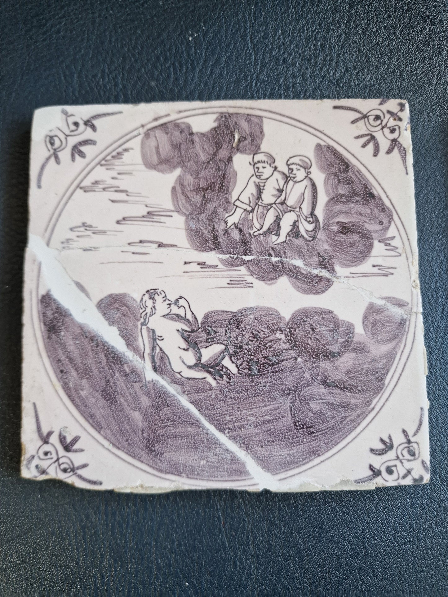 Nederlands antiek -  mangaan - 2 tegels met bijbelse voorstelling bible biblical