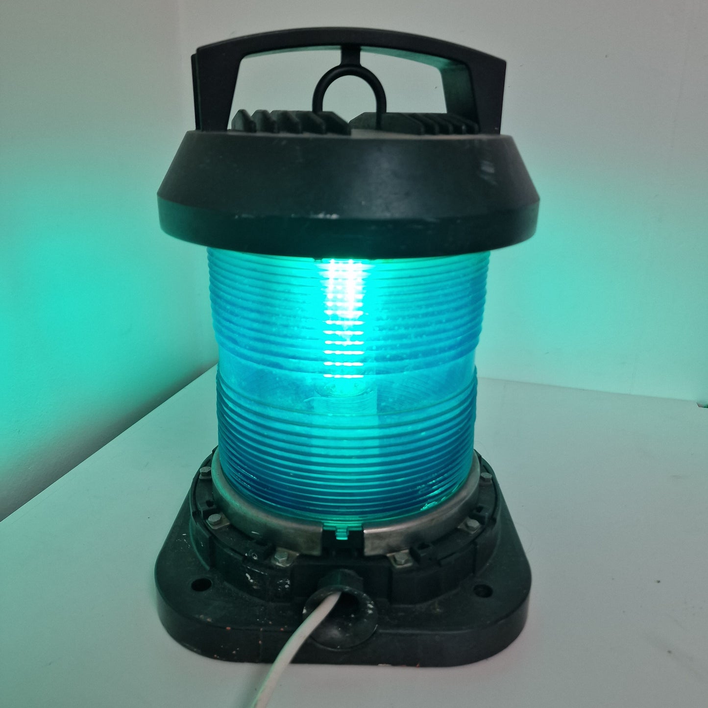scheepslamp, nautisch origineel sein licht, authentiek scheeps signaal licht Rotterdam, stoere mancave